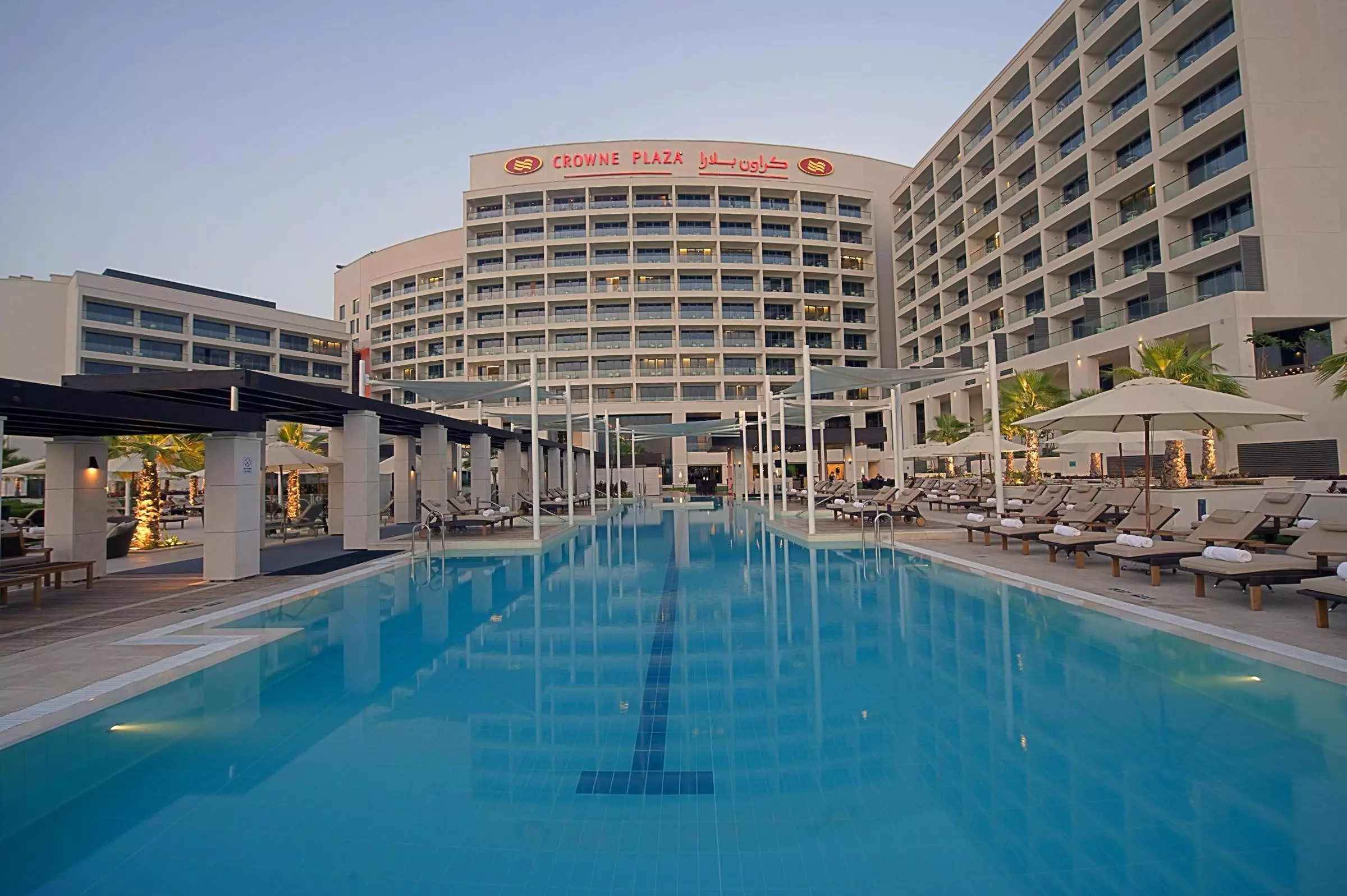 هتل Crowne Plaza Abu Dhabi - Yas Island ابوظبی