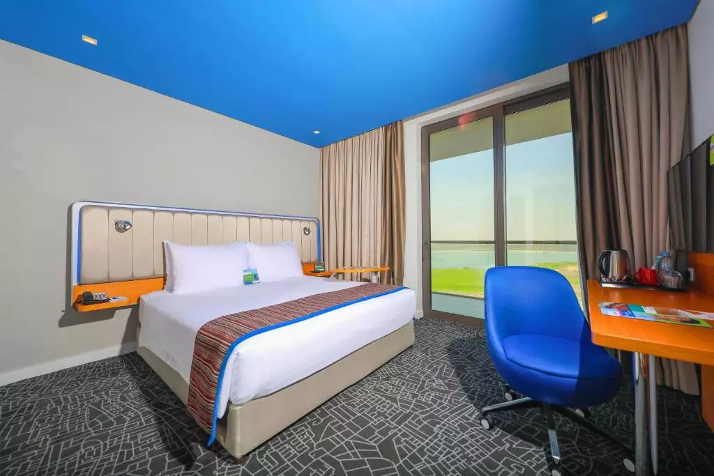 Alibaba https://cdn.alibaba.ir/ostorage/hotel-accommodation-images/69ea123aeb1ae654aaa1d6f9_Abu-Dhabi-Park-Inn-by-Radisson-Abu-Dhabi-Yas-Island-1.webp