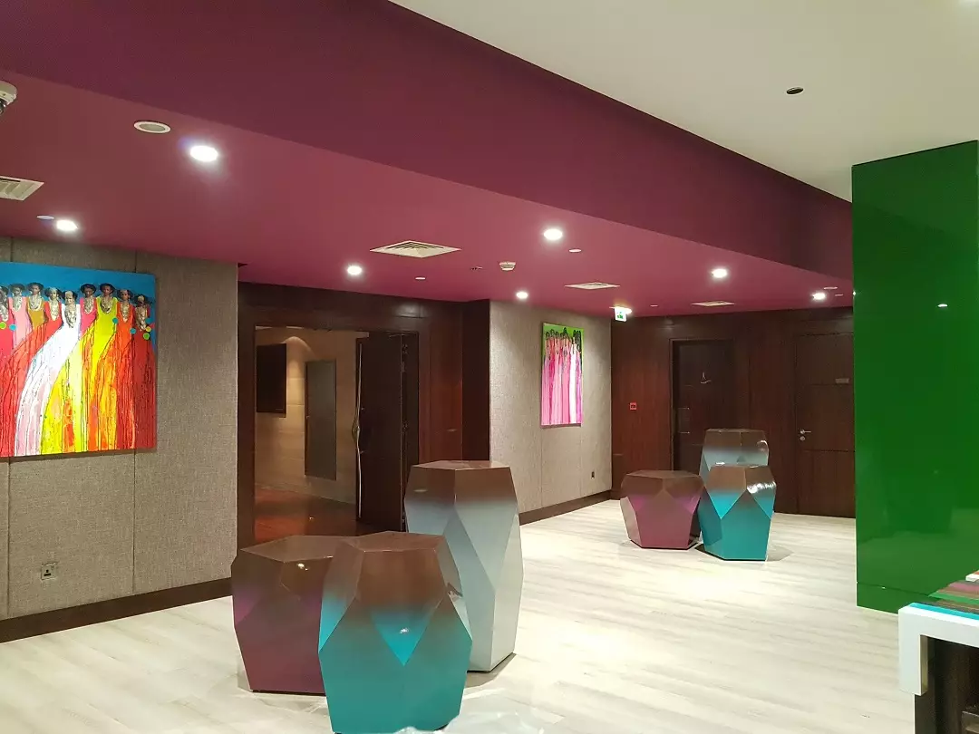 هتل Andaz Capital Gate Abu Dhabi ابوظبی