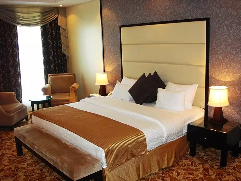 هتل Paragon Hotel ابوظبی