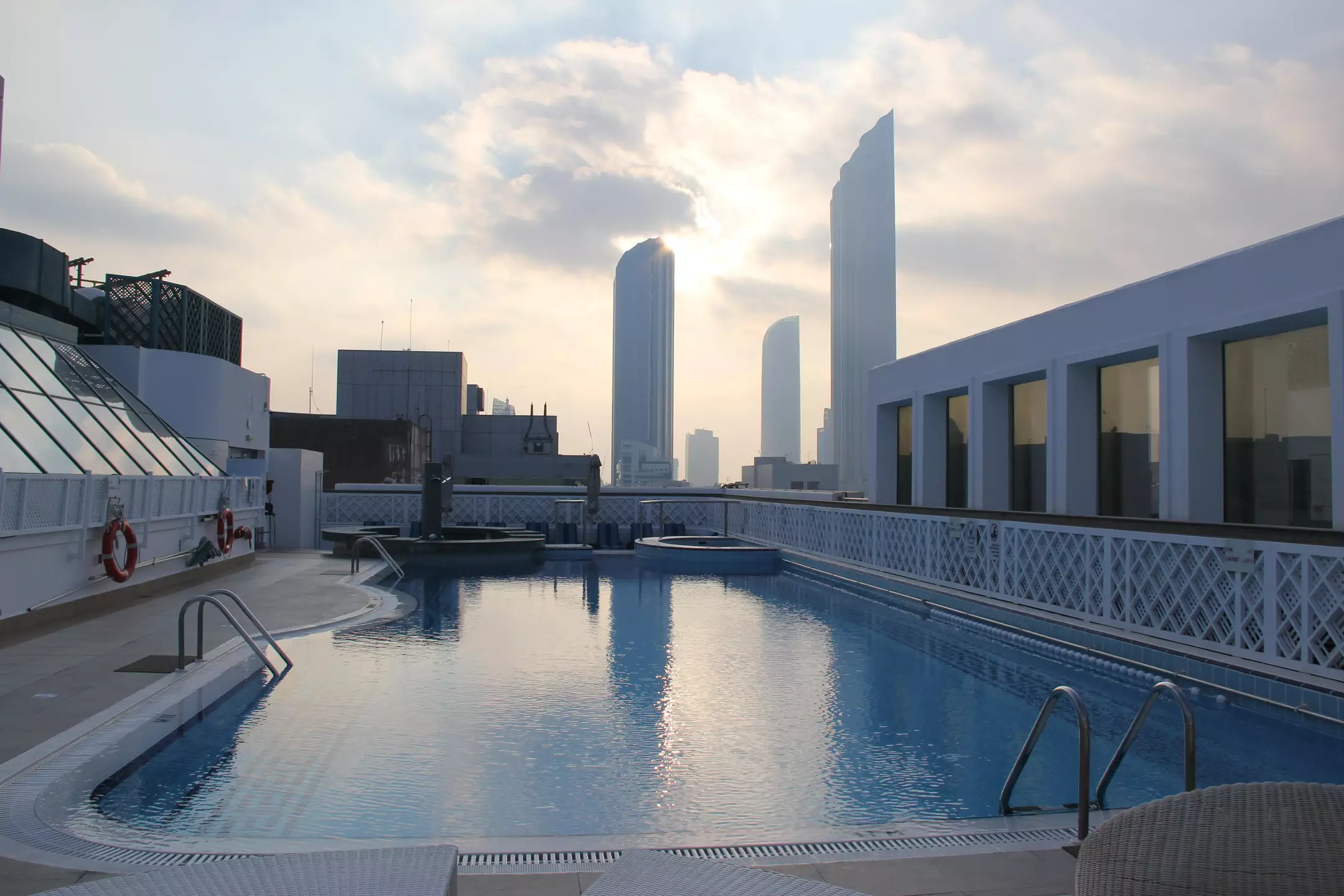 هتل Crowne Plaza Abu Dhabi ابوظبی
