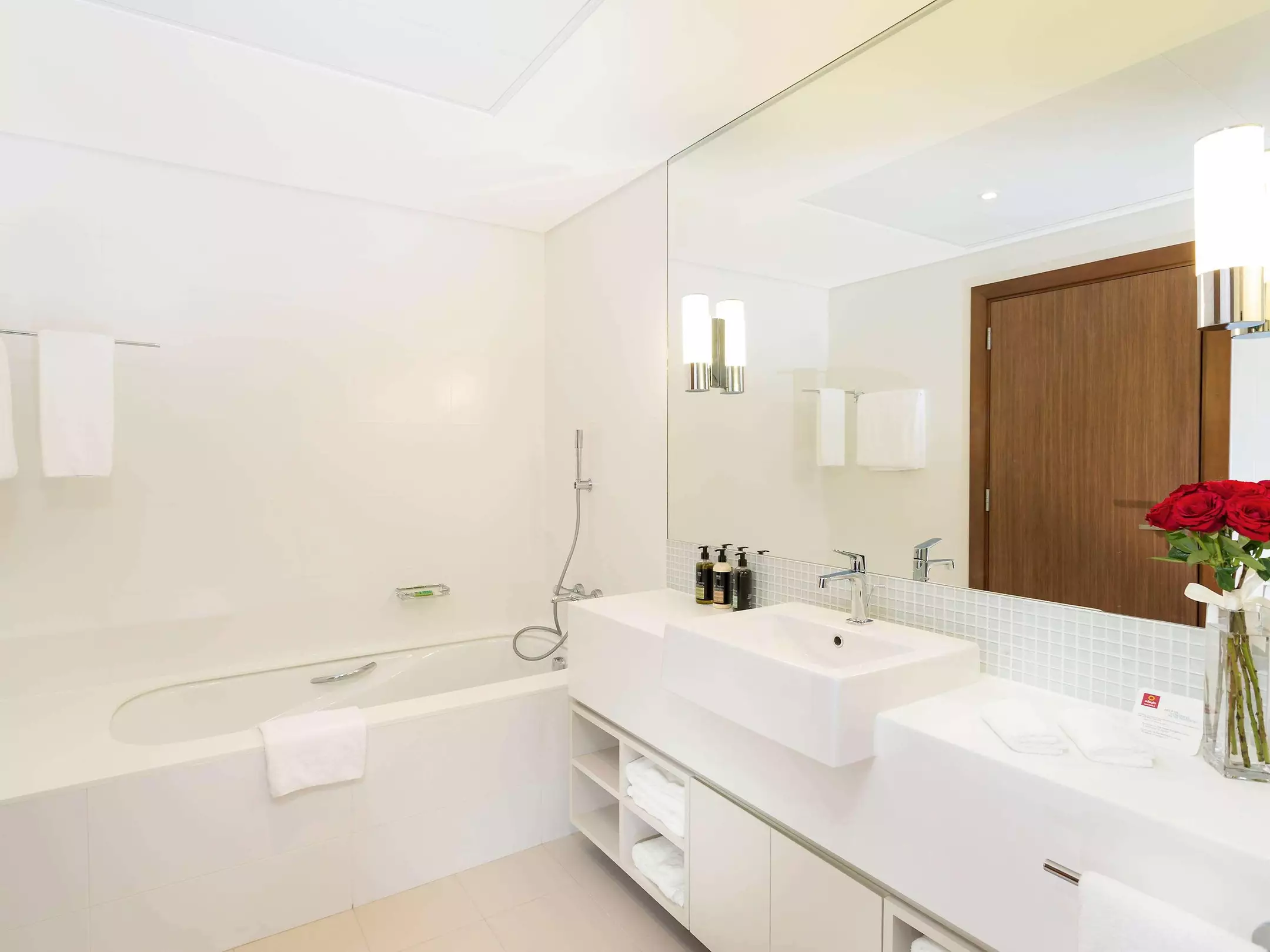 هتل Aparthotel Adagio Abu Dhabi Al Bustan ابوظبی