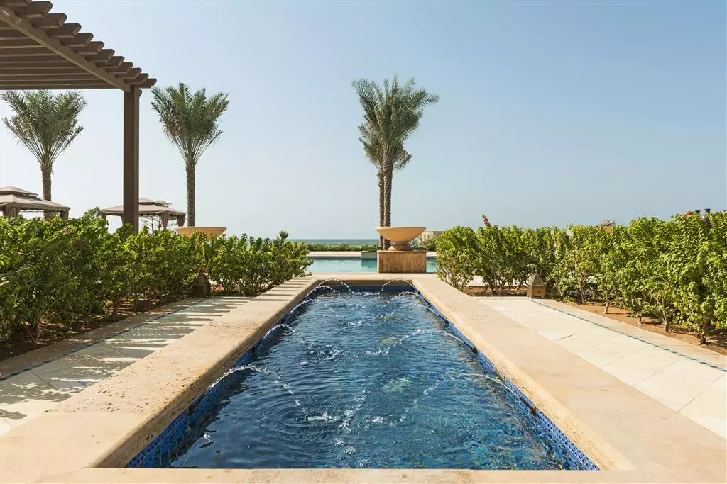 هتل The Ajman Saray A Luxury Collection Resort عجمان