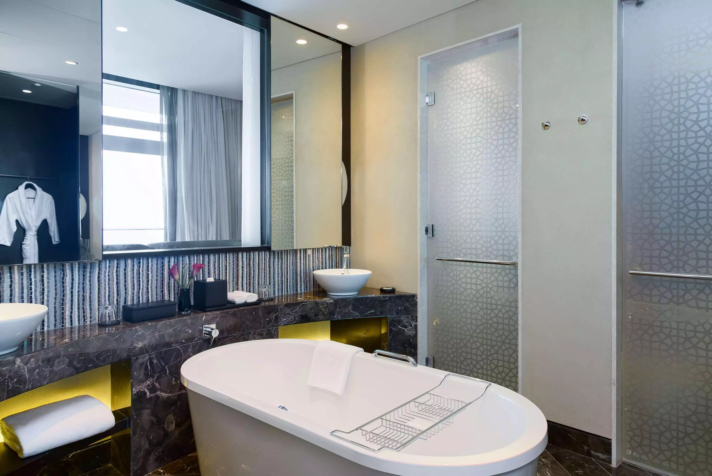 هتل Grand Hyatt Abu Dhabi Hotel & Residences Emirates Pearl ابوظبی