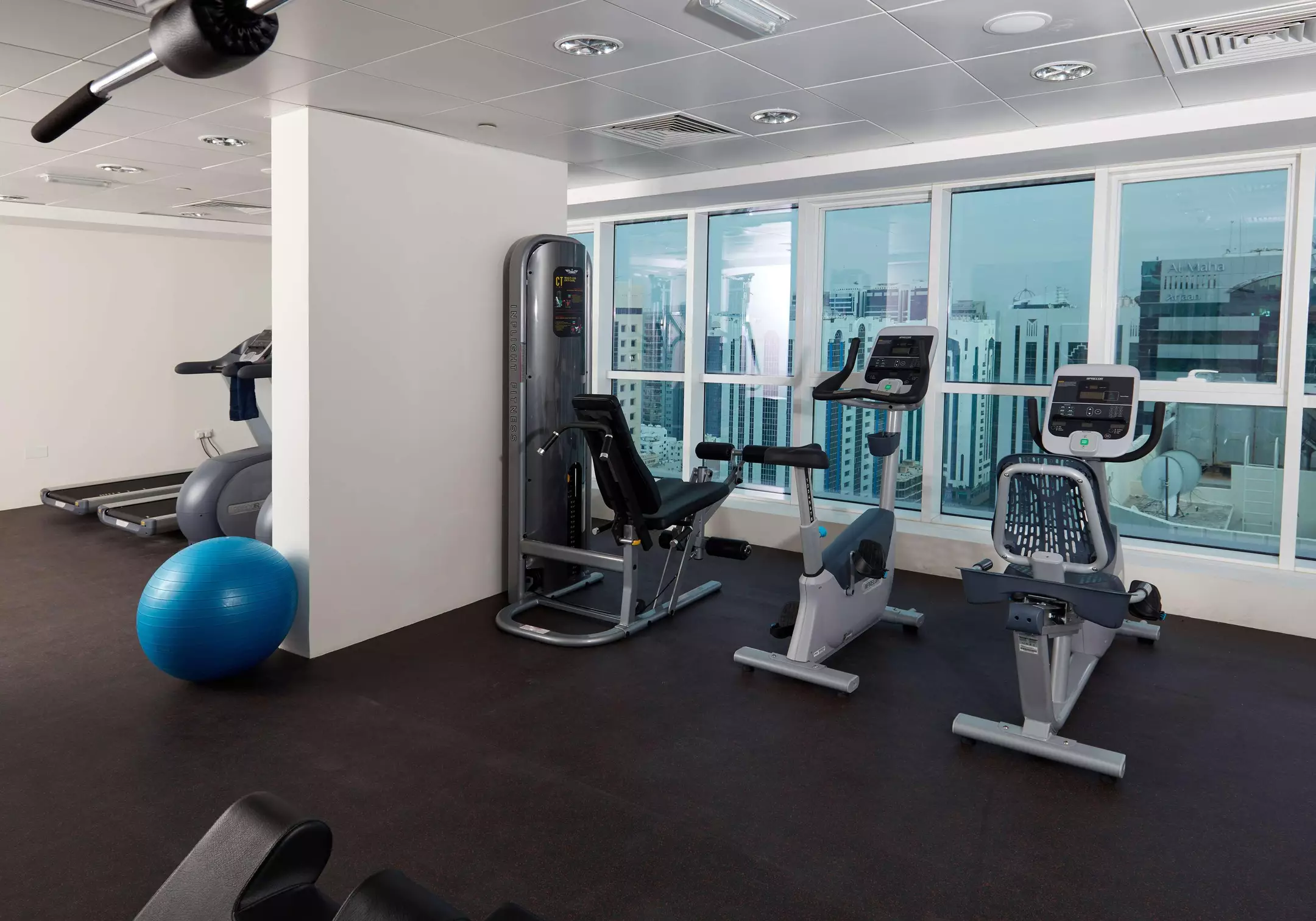 هتل Golden Tulip Downtown Abu Dhabi ابوظبی