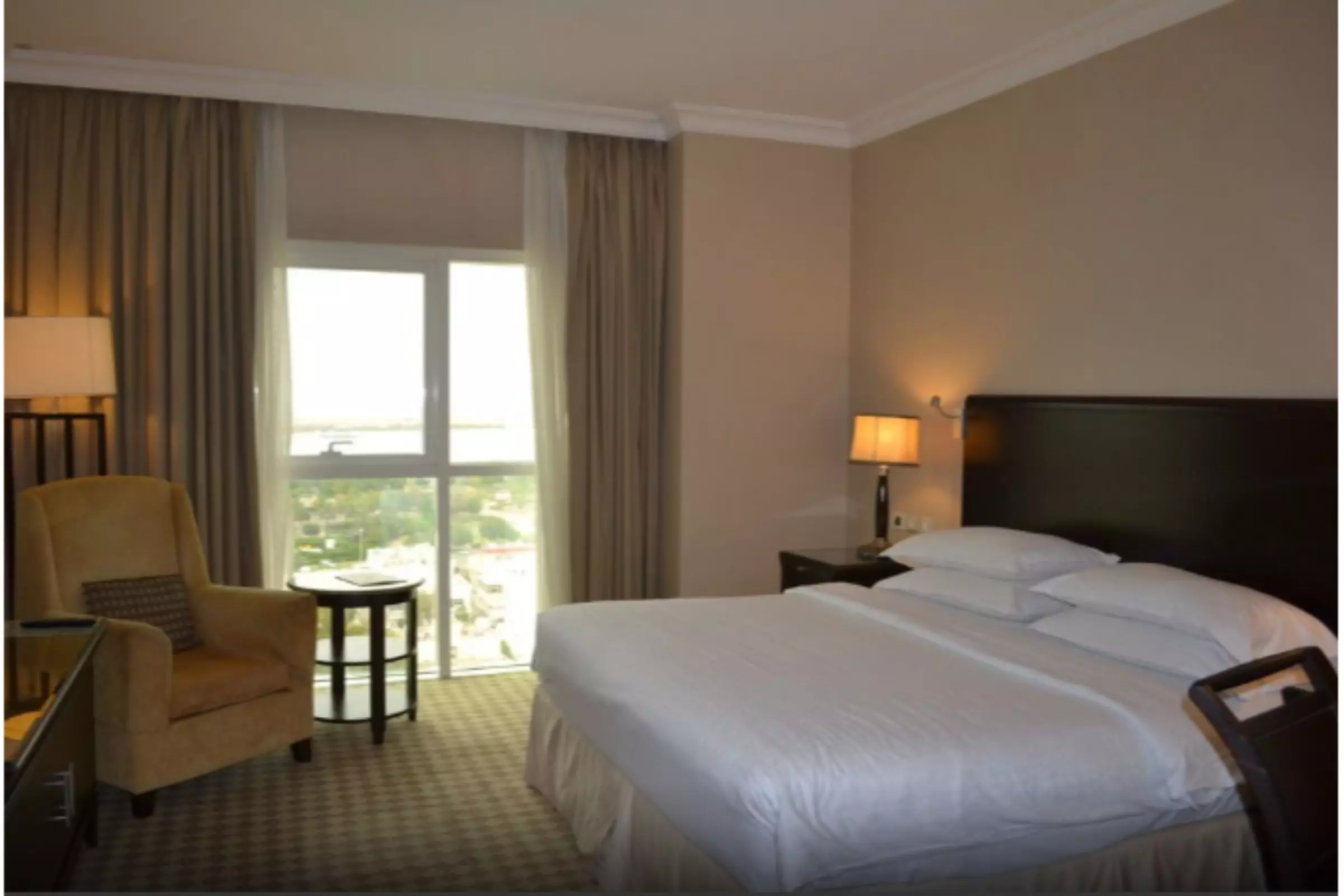 هتل Sheraton Khalidiya Hotel ابوظبی