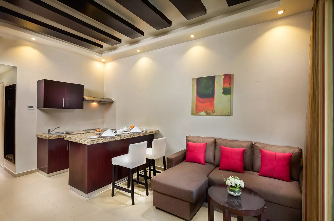 هتل Millennium Central Mafraq Hotel ابوظبی