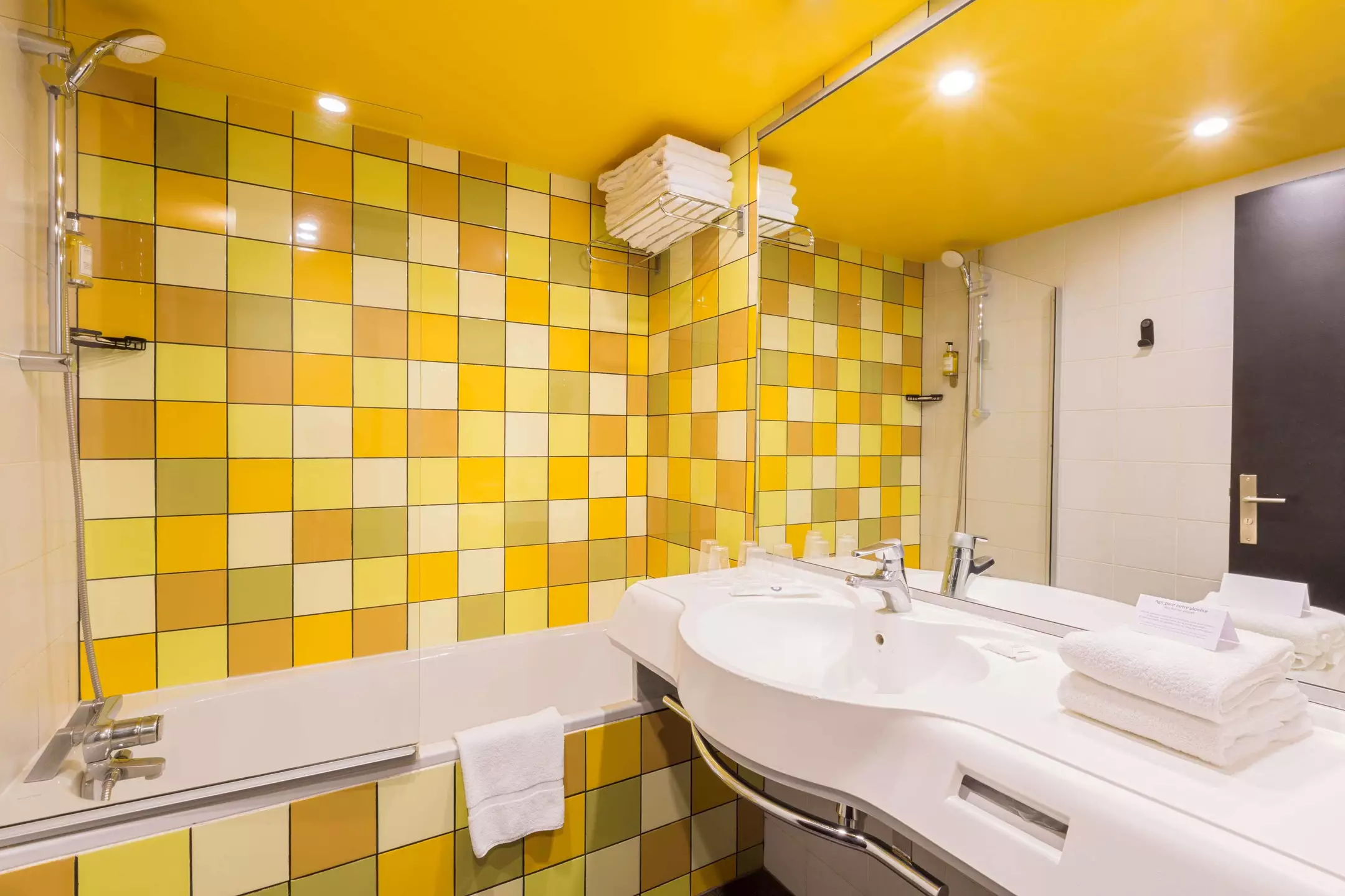 هتل Best Western Hotel Grand Parc Chanteloup-en-Brie