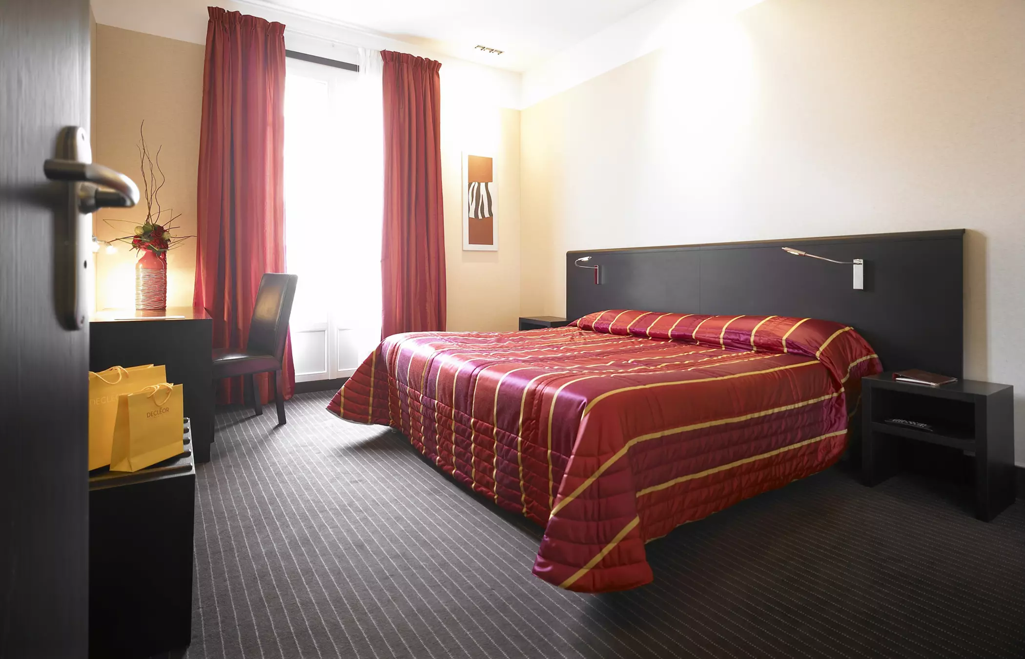 هتل Hotel Gounod Nice نیس