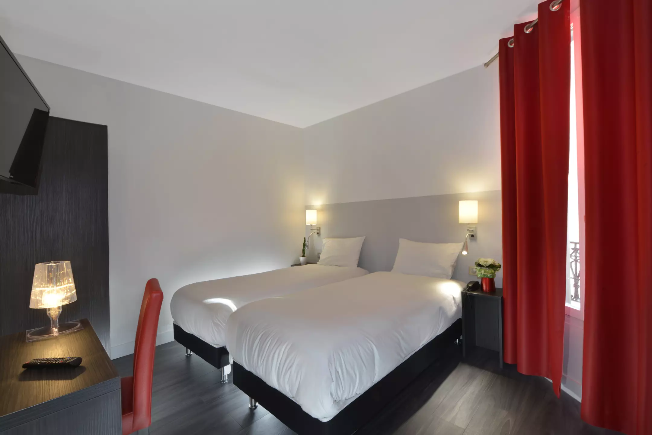 Alibaba https://cdn.alibaba.ir/ostorage/hotel-accommodation-images/69ead1f7eb1ae654aaa1fba3_Puteaux-Douglas-Paris-1.webp
