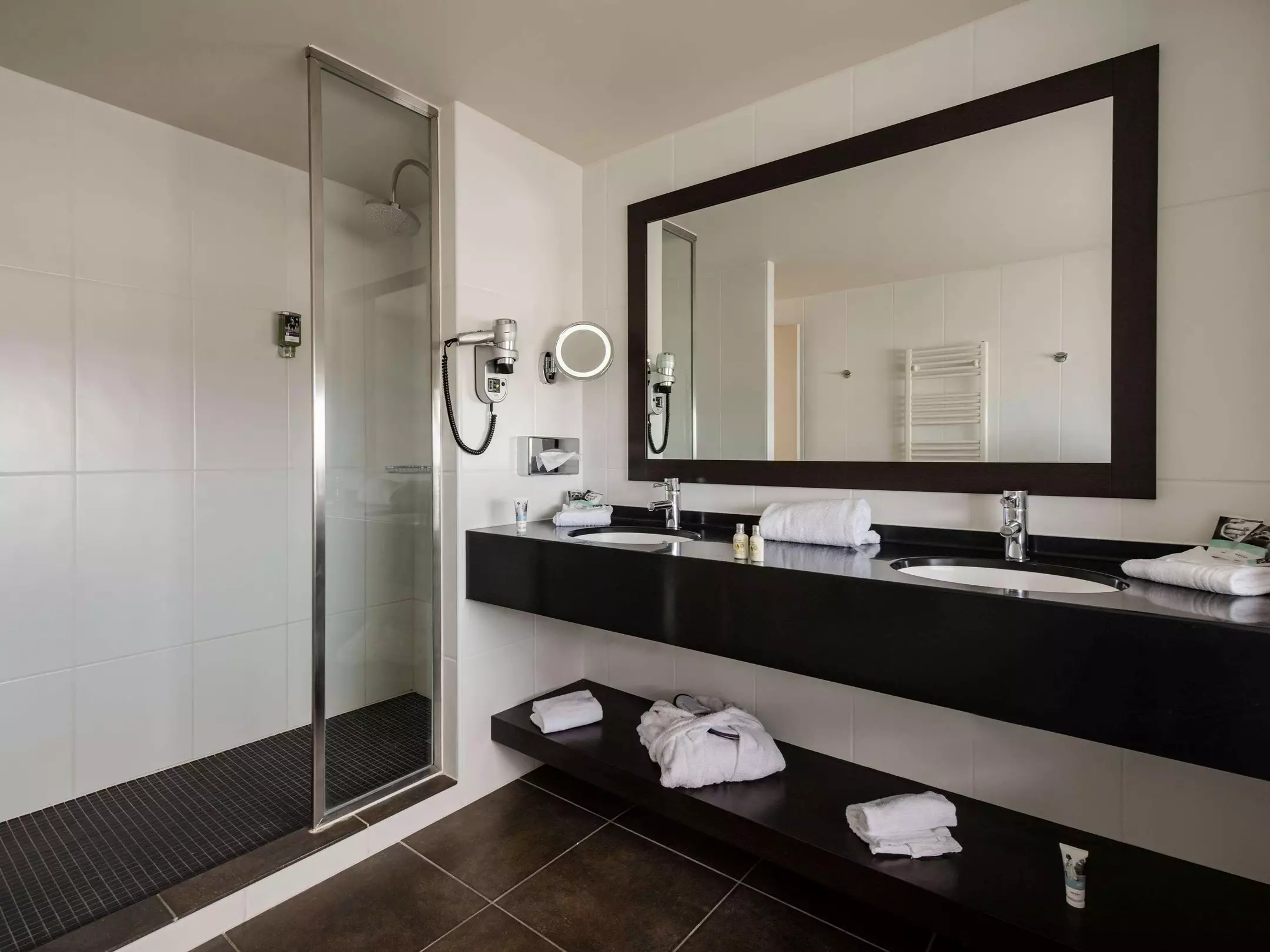 هتل Mercure Lyon Genas Eurexpo Genas