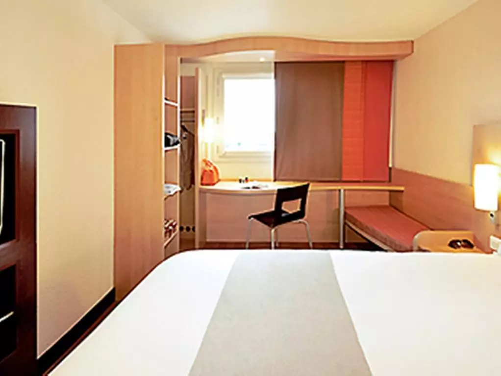 Alibaba https://cdn.alibaba.ir/ostorage/hotel-accommodation-images/69ebed0ceb1ae654aaa245cd_Strasbourg-ibis-Strasbourg-Centre-Halles-1.webp