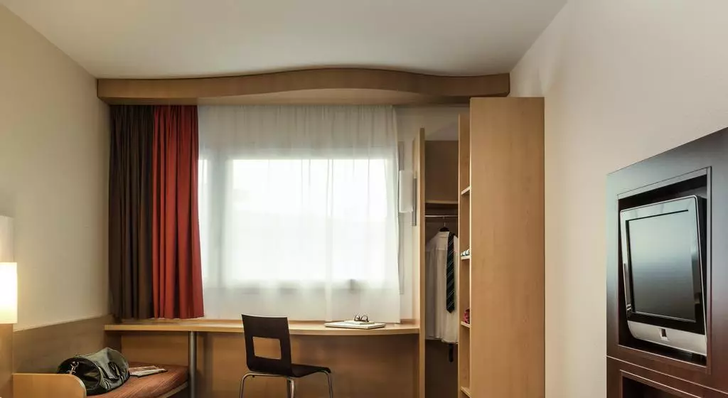 هتل ibis Strasbourg Centre Halles استراسبورگ