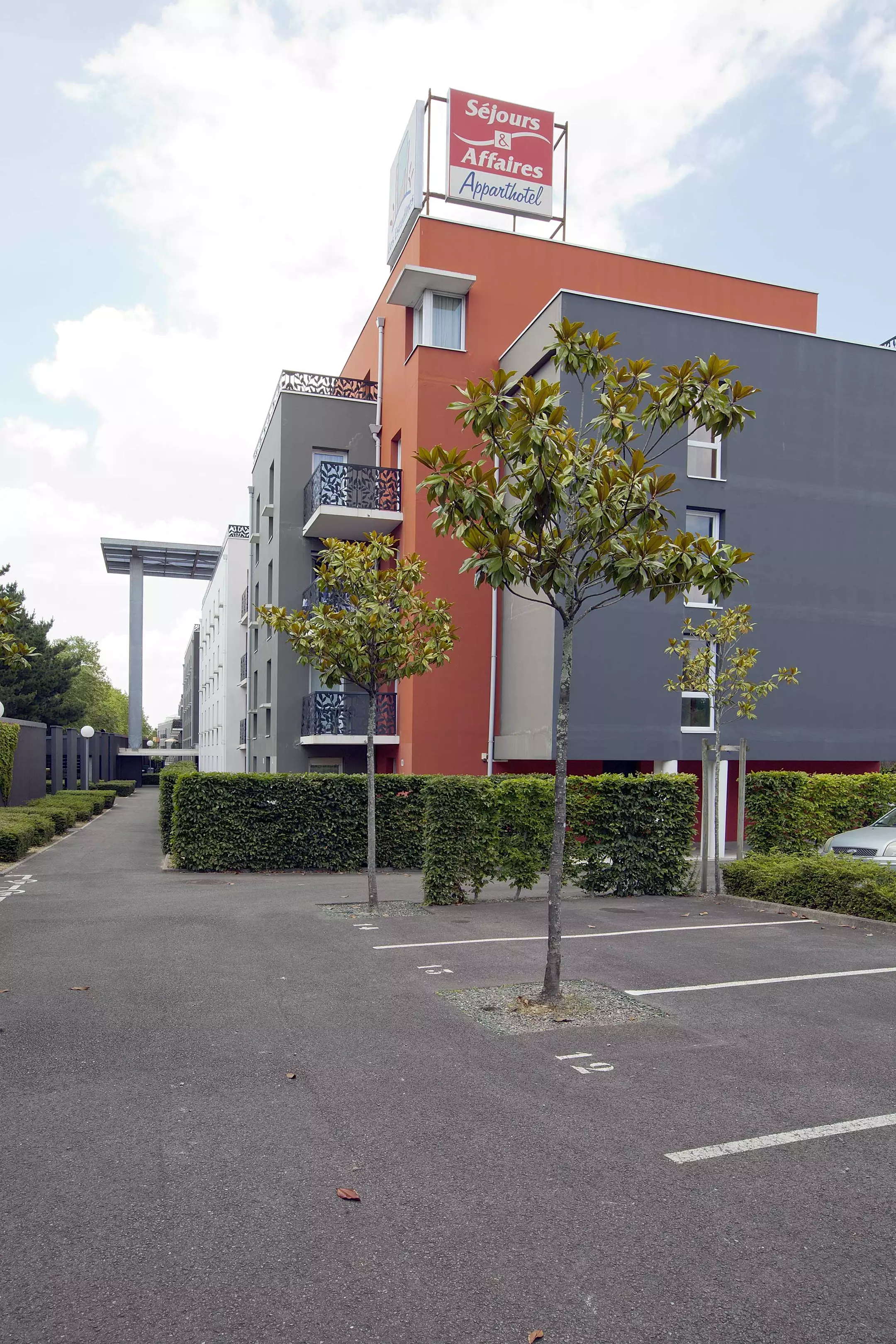 هتل Séjours & Affaires Nantes La Beaujoire نانت