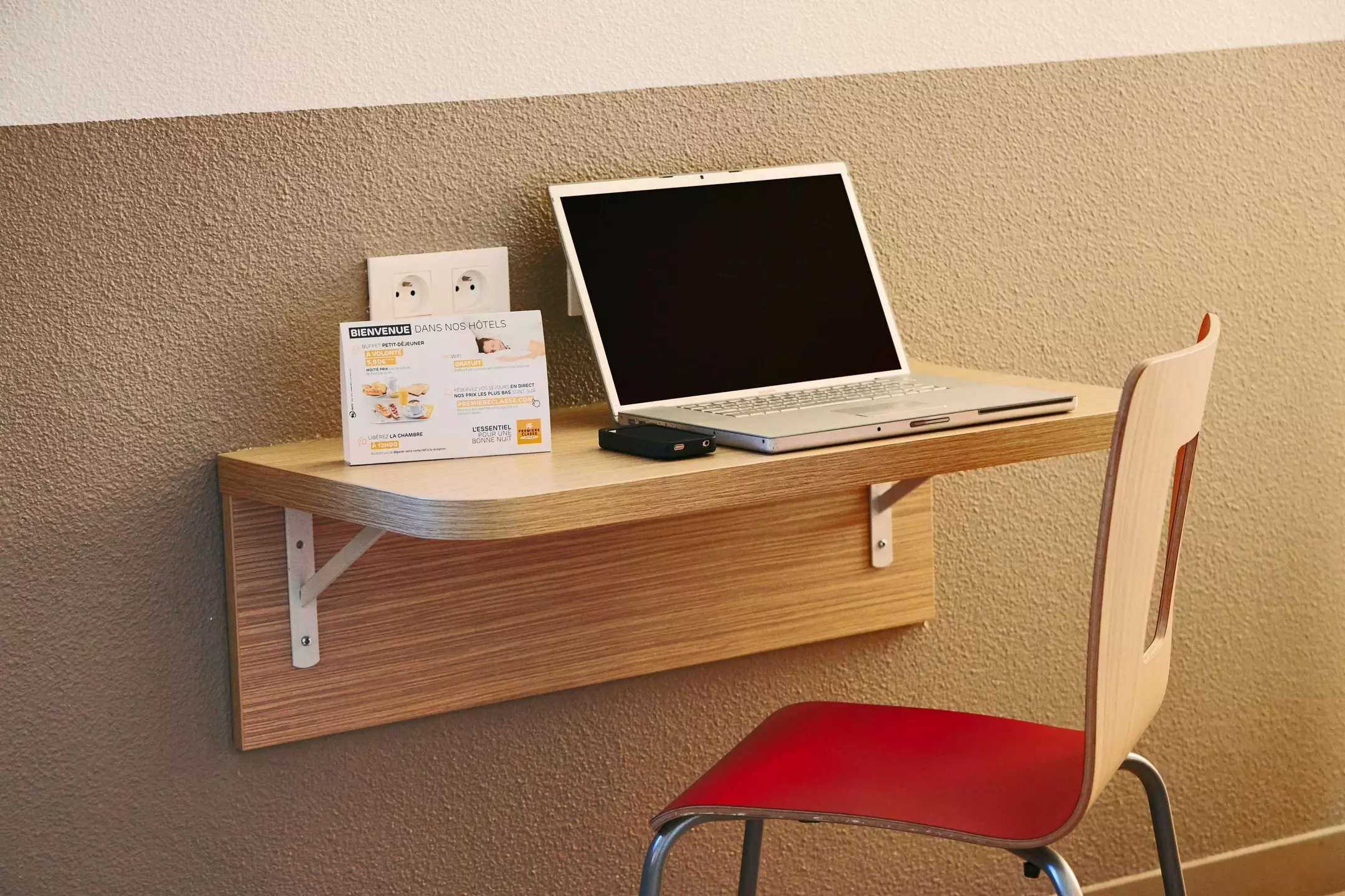 Alibaba https://cdn.alibaba.ir/ostorage/hotel-accommodation-images/69ec1b5c61ec039ef7575d47_Bussy-St-Georges-H-tel-Premi-re-Classe-Marne-la-Vall-e--Bussy-Saint-Georges-1.webp