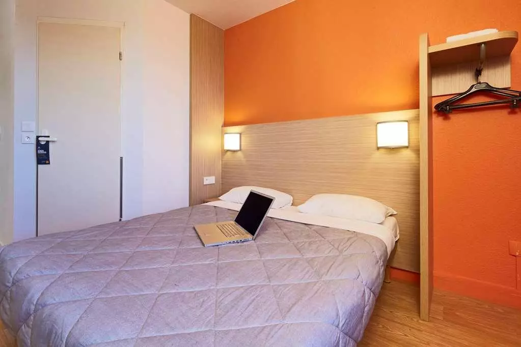 هتل Hôtel Première Classe Marne-la-Vallée - Bussy Saint Georges Bussy St. Georges