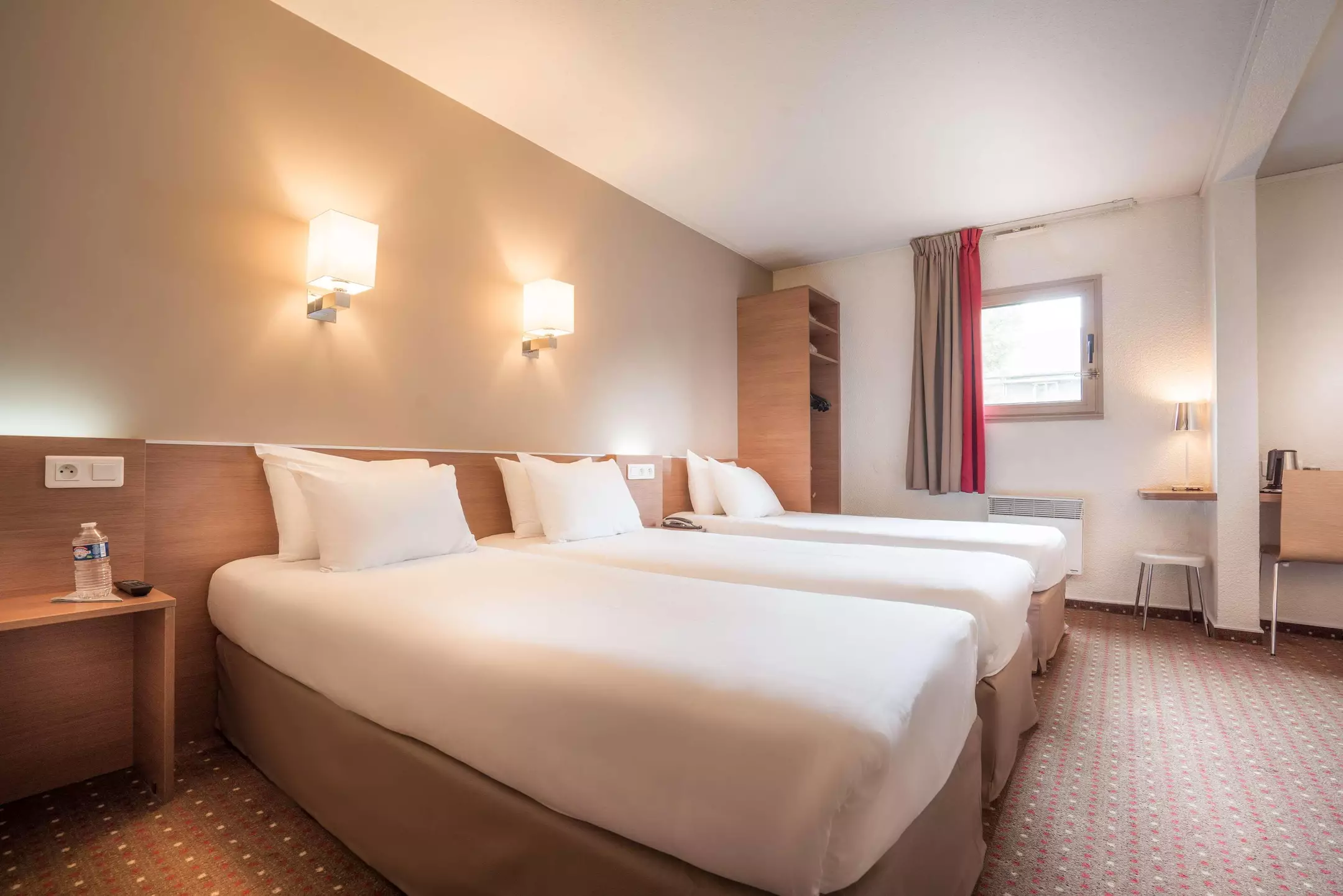 Alibaba https://cdn.alibaba.ir/ostorage/hotel-accommodation-images/69ec4a4761ec039ef7576c1b_Le-Bourget-Kyriad-Le-Bourget-Centre--Parc-des-Expositions-1.webp