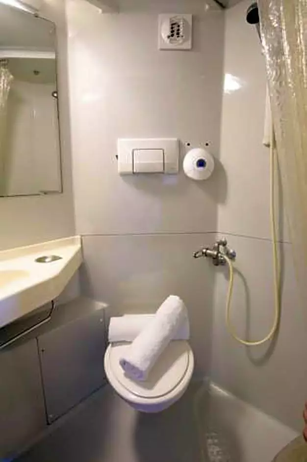 Alibaba https://cdn.alibaba.ir/ostorage/hotel-accommodation-images/69ec84a061ec039ef7577c5c_Suresnes-Hotel-Premi-re-Classe-Paris-Ouest--Pont-De-Suresnes-1.webp