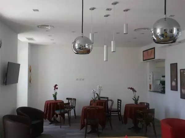 هتل Hôtel Flots d'Azur نیس
