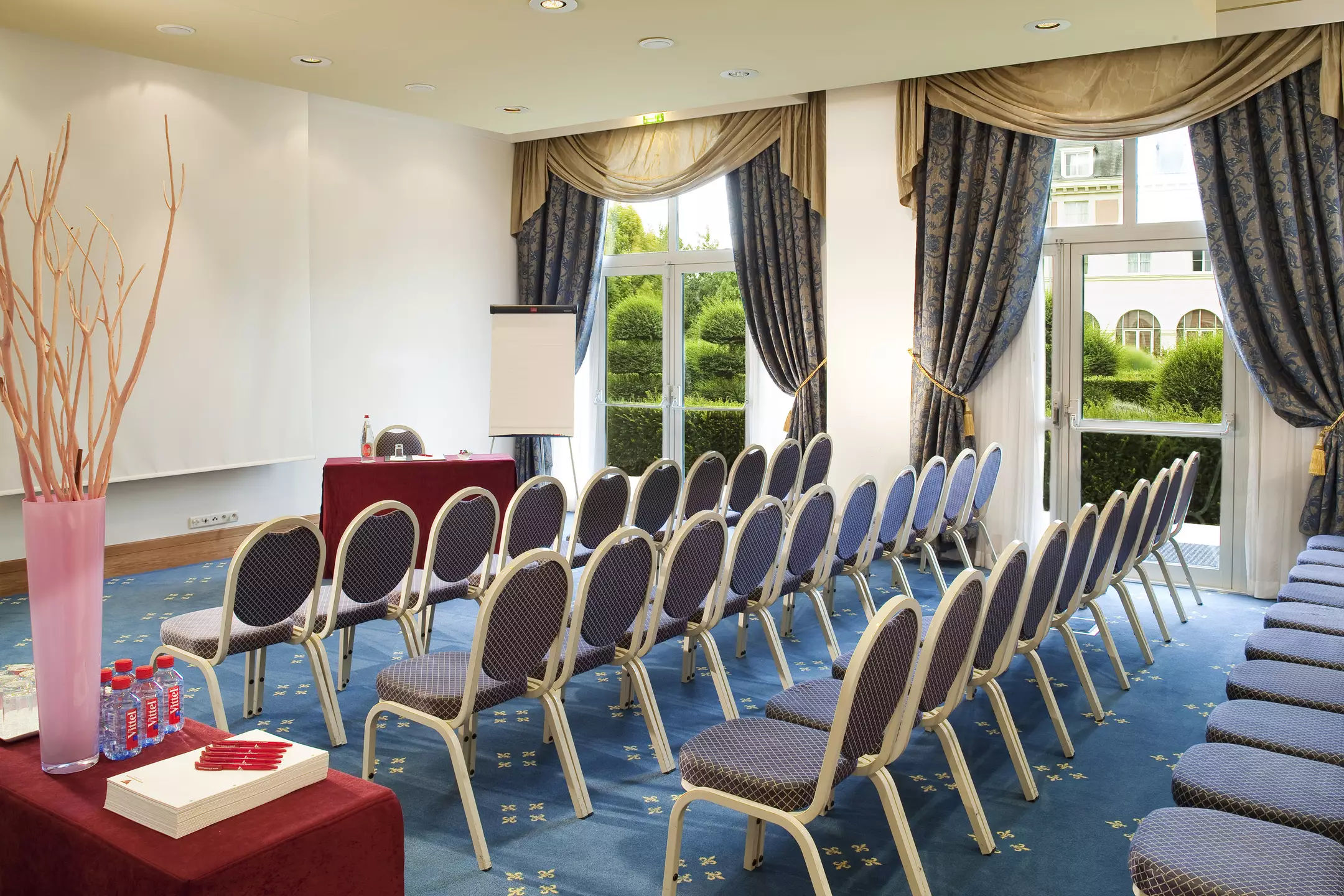 هتل Dream Castle Fabulous Hotels Group Marne-la-Vallee