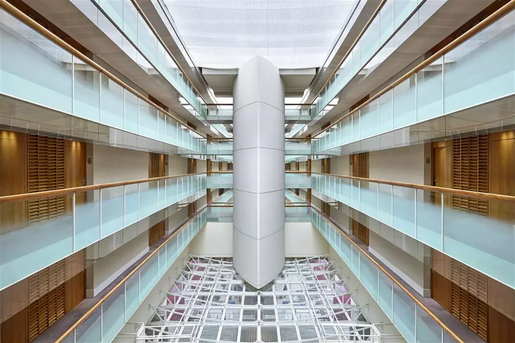 Alibaba https://cdn.alibaba.ir/ostorage/hotel-accommodation-images/69ed6edb61ec039ef757af04_Roissy-en-France-Sheraton-Paris-Airport-Hotel--Conference-Centre-1.webp
