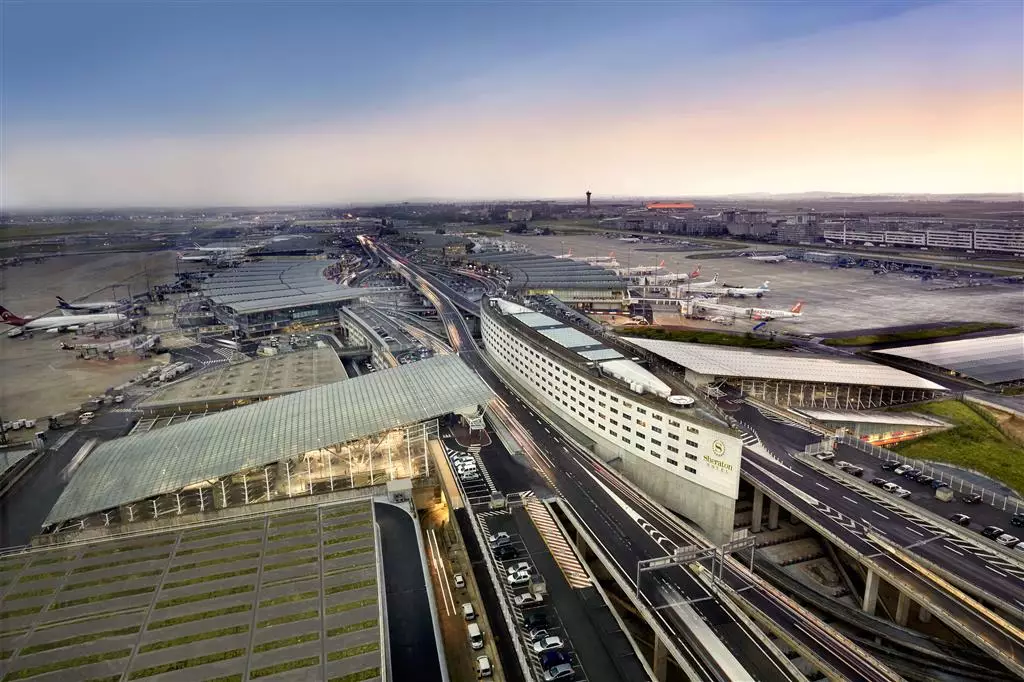 هتل Sheraton Paris Airport Hotel & Conference Centre Roissy-en-France