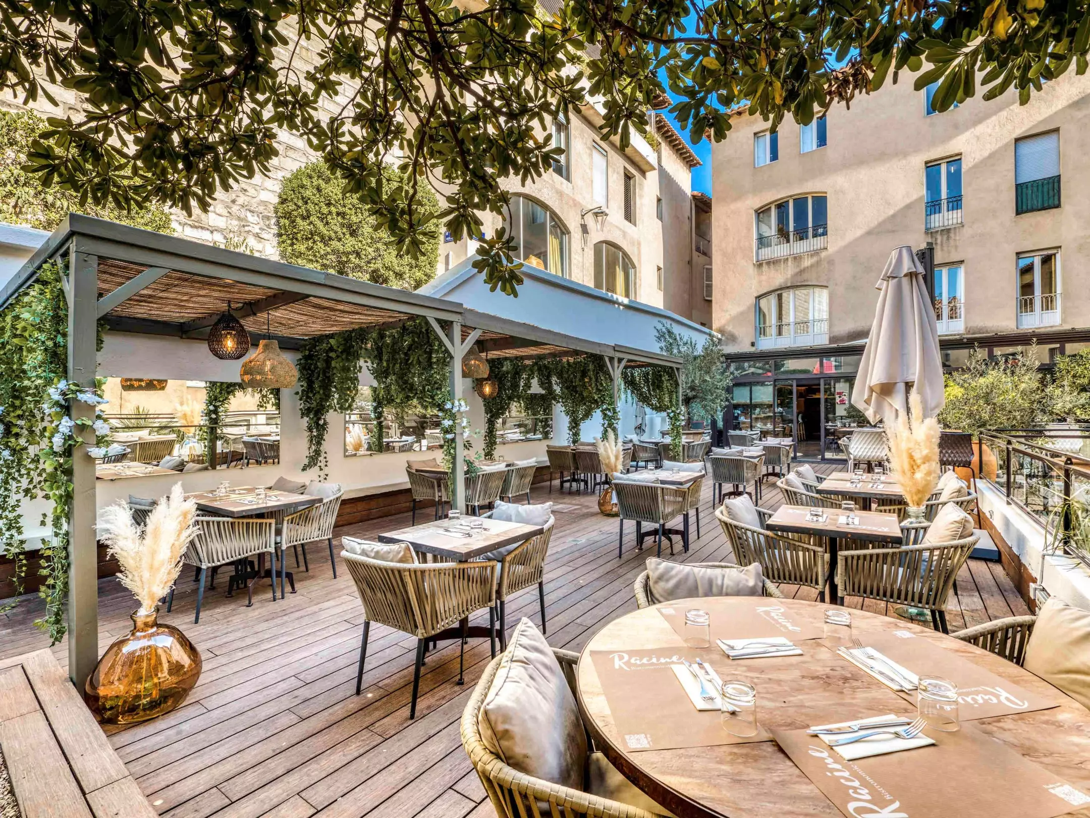 هتل Hôtel Mercure Pont d'Avignon Centre Avignon