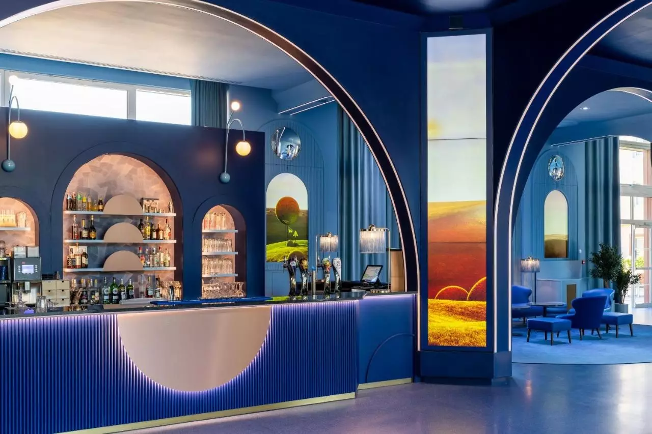 هتل Grand Magic Hotel Marne-la-Vallee
