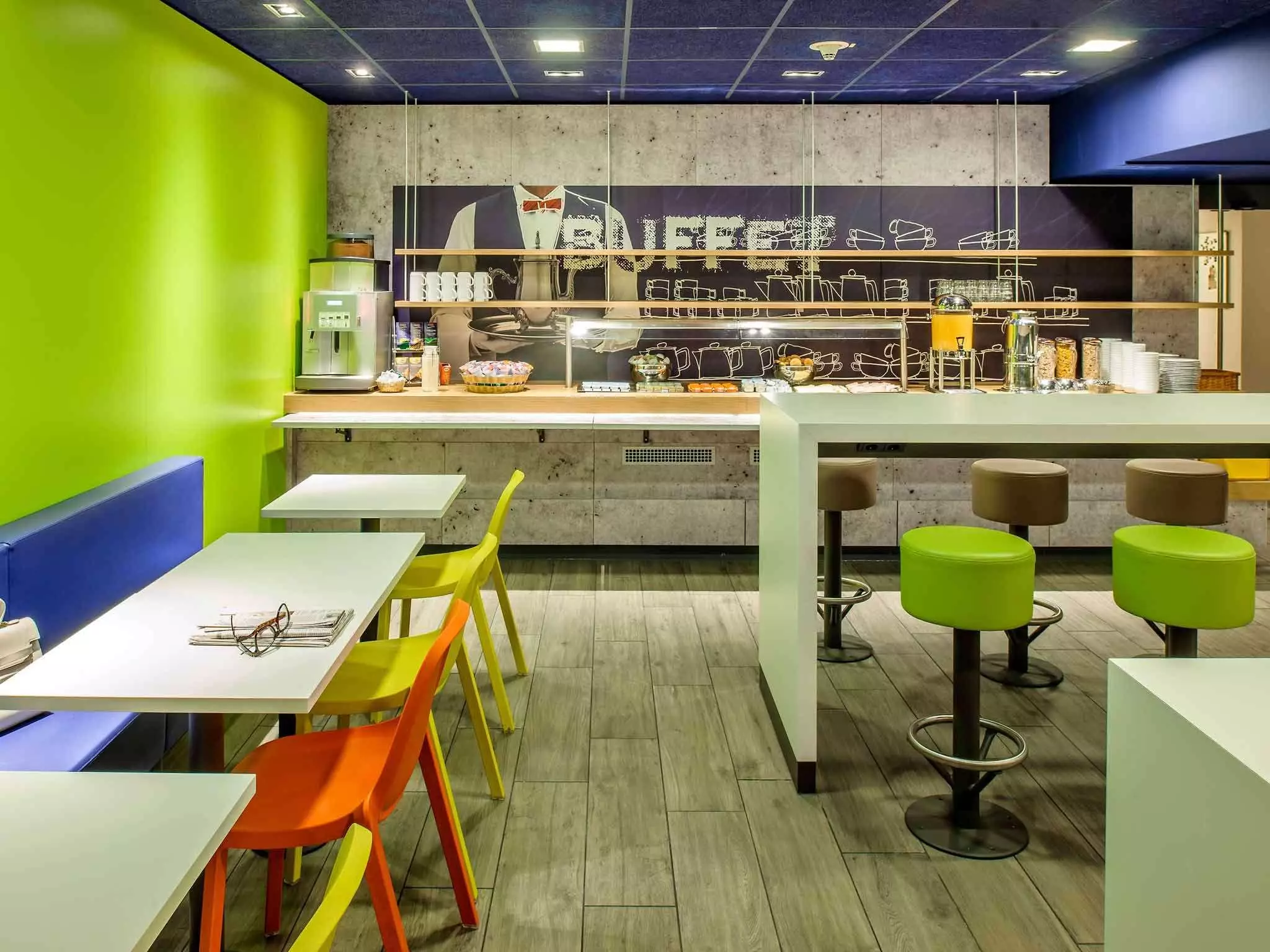 هتل ibis budget Courbevoie Paris la Défense 1 Courbevoie