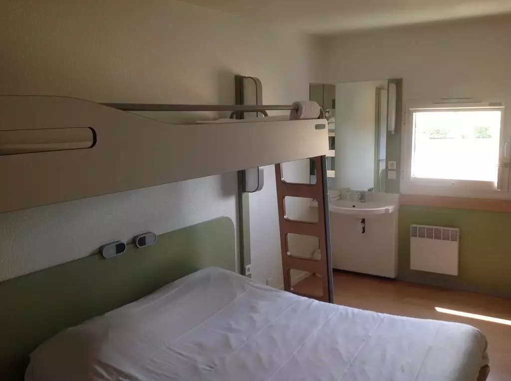 Alibaba https://cdn.alibaba.ir/ostorage/hotel-accommodation-images/69edcb9feb1ae654aaa2d887_Orgeval-Ibis-budget-Orgeval-1.webp