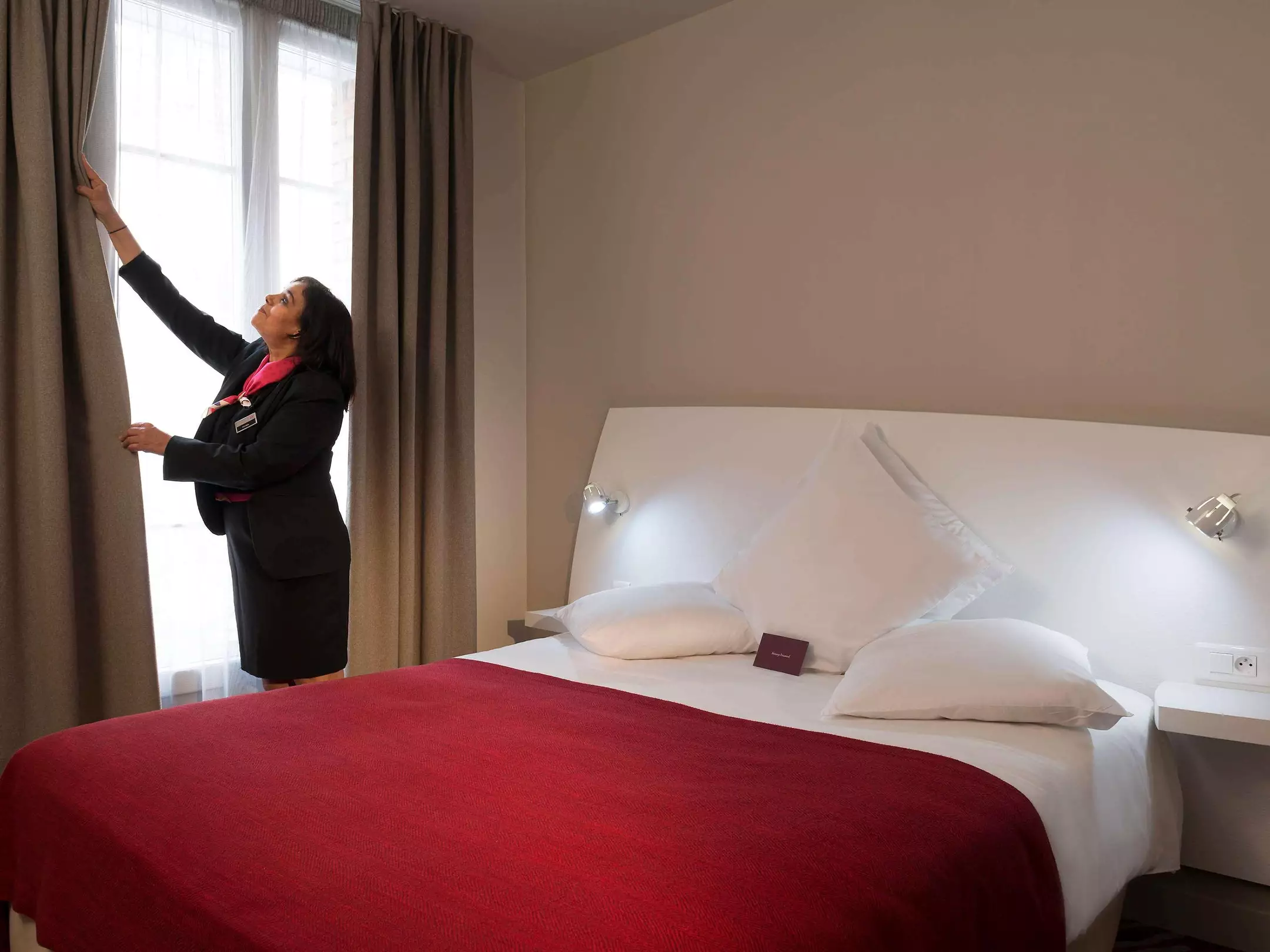 Alibaba https://cdn.alibaba.ir/ostorage/hotel-accommodation-images/69ede03361ec039ef757d072_Levallois-Perret-Mercure-Paris-Levallois-Perret-1.webp