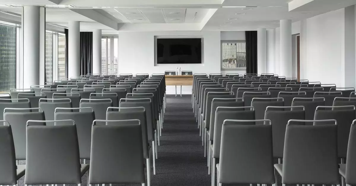 هتل Meliá Paris La Défense Courbevoie