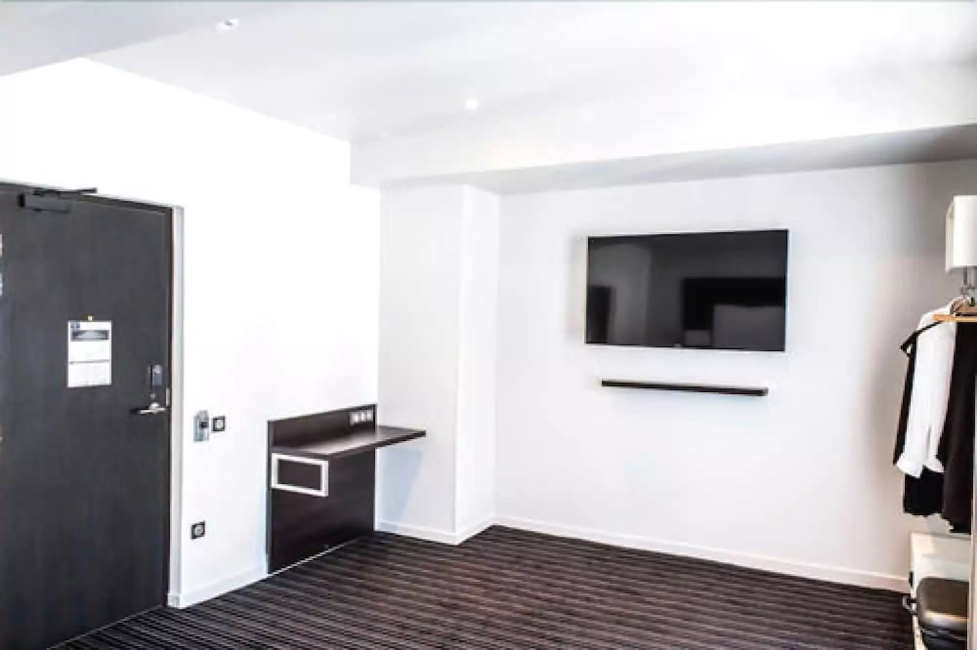 هتل Hôtel 66 نیس