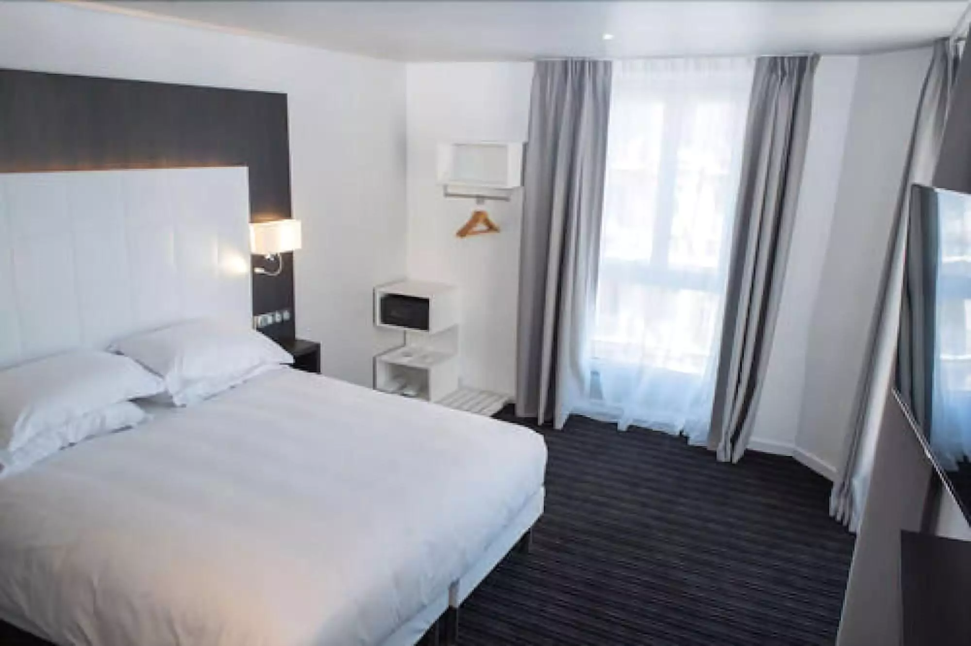 هتل Hôtel 66 نیس