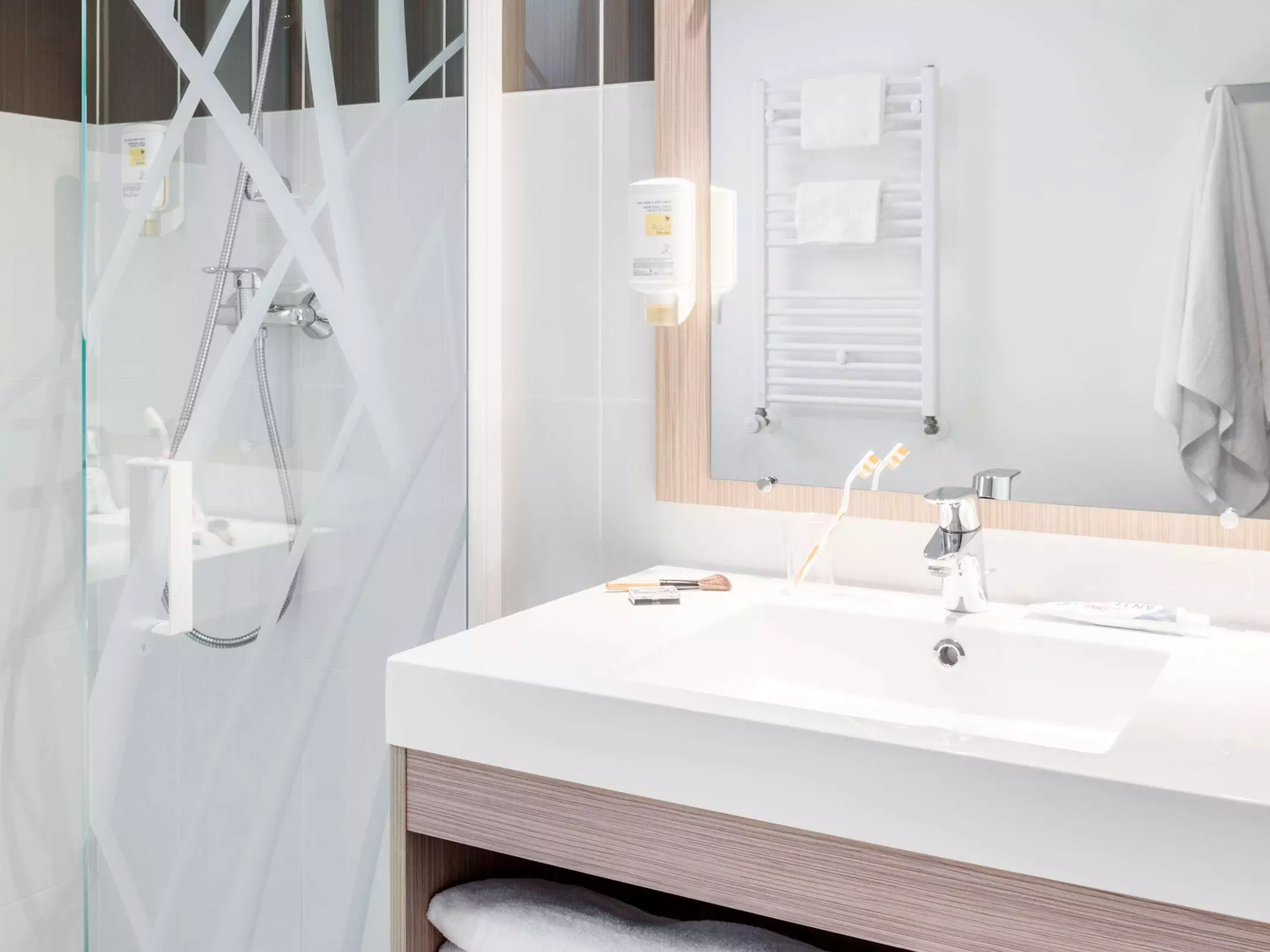 هتل Aparthotel Adagio access Paris Clichy Clichy
