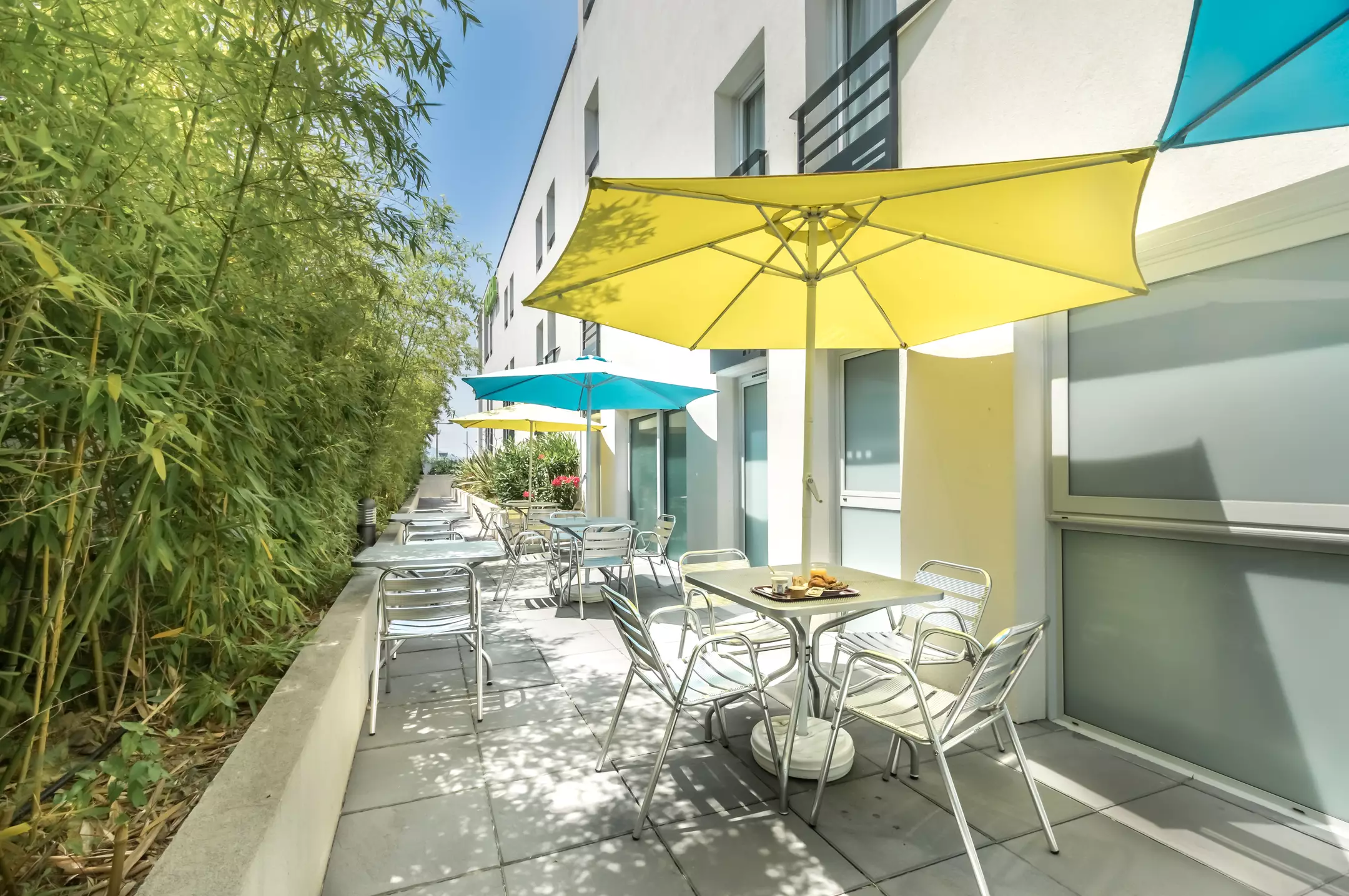 هتل Hotel B&B Cannes Ouest La Bocca کن