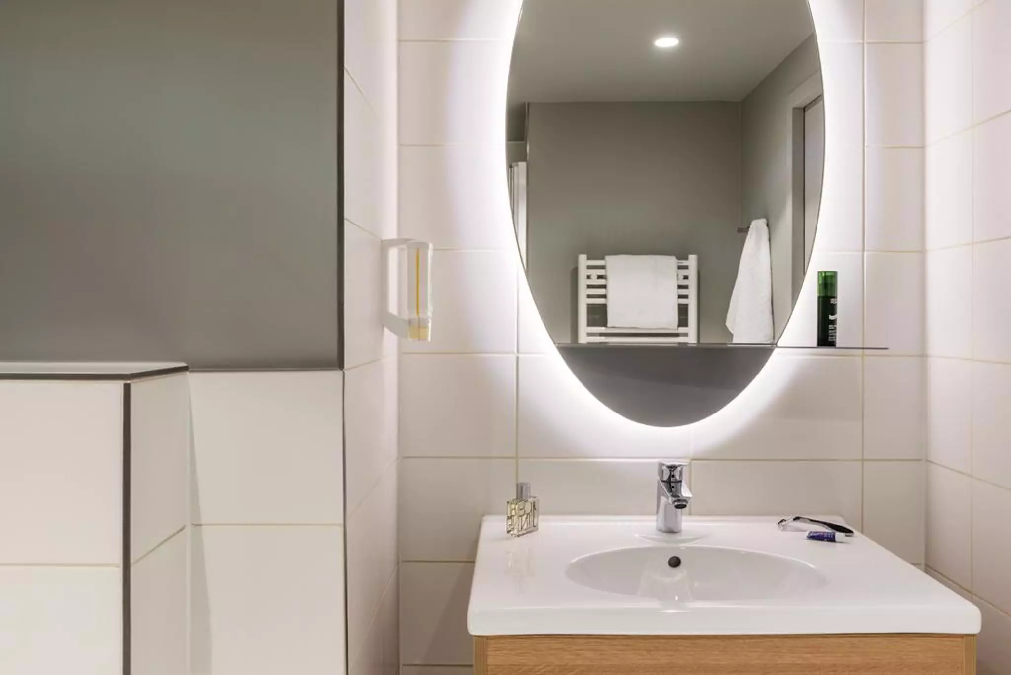 هتل Aparthotel Adagio access Colombes La Défense Colombes