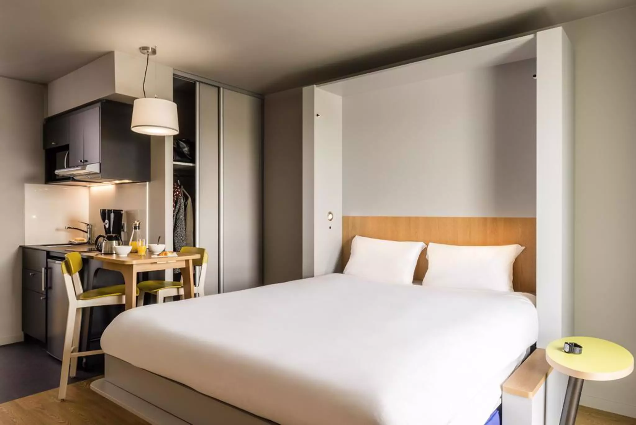 هتل Aparthotel Adagio access Colombes La Défense Colombes