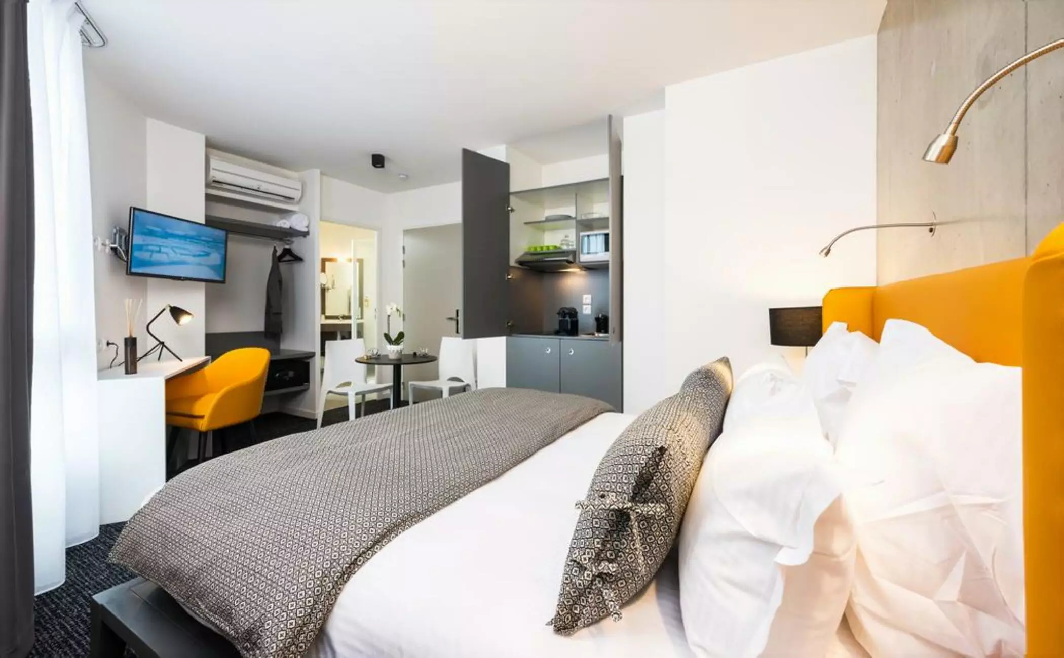 هتل Teneo Apparthotel Talence Espeleta Talence