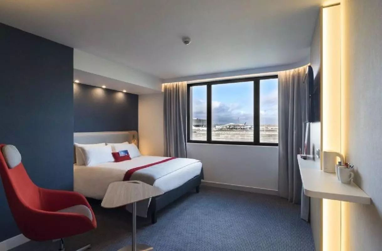 هتل Holiday Inn Express Paris - CDG Airport Roissy-en-France