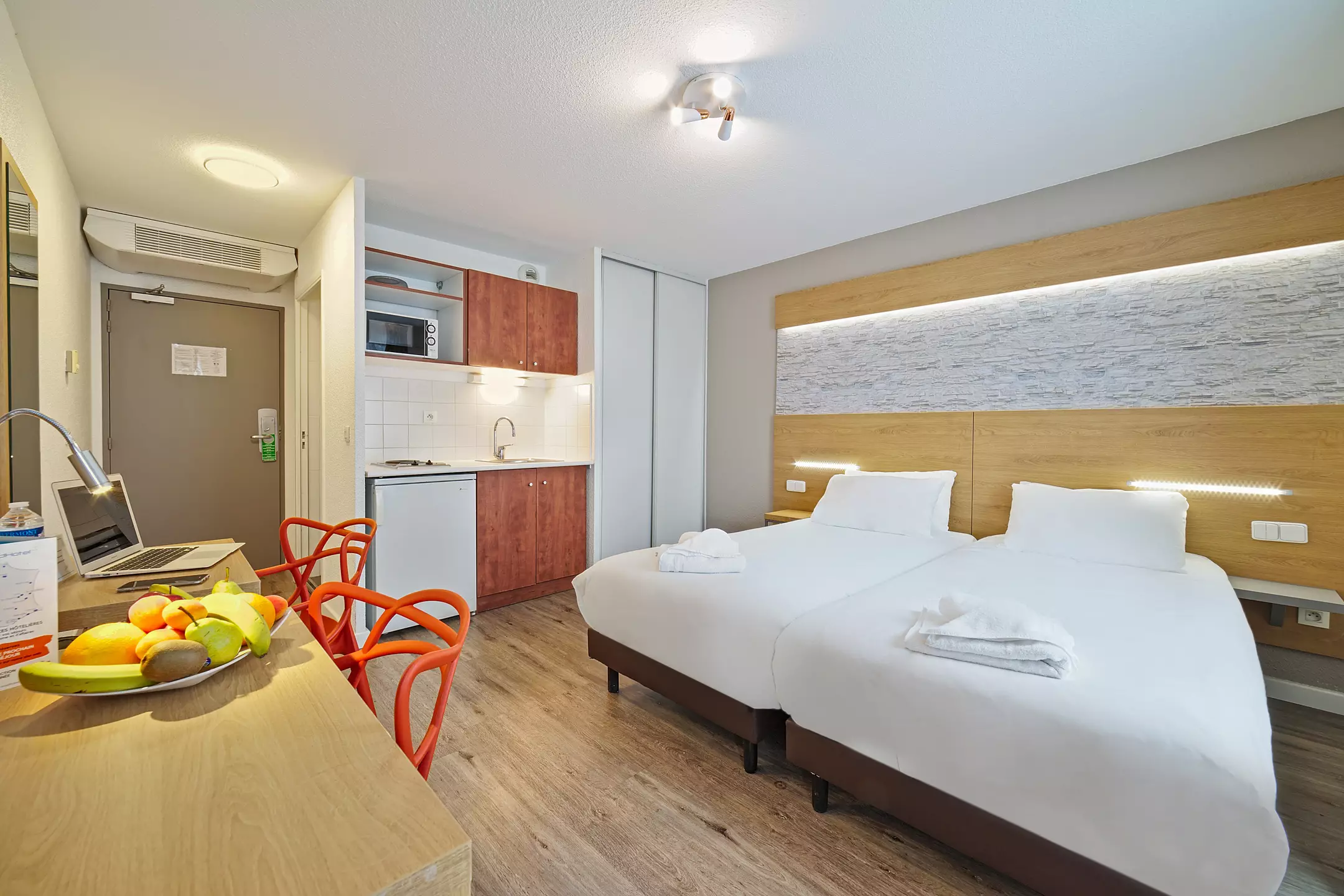 هتل Residhotel Lyon Part Dieu لیون