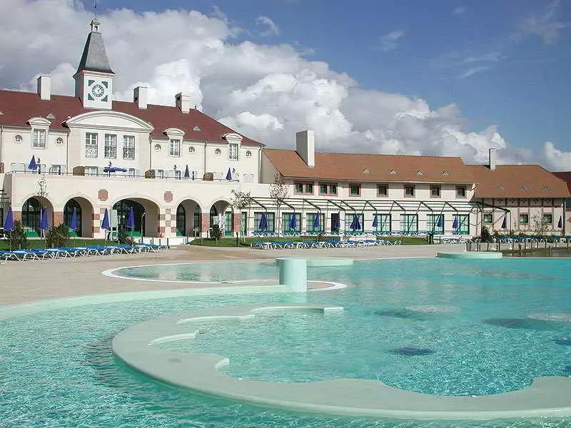 هتل Marriott Village d'Ile-de-France Bailly-Romainvilliers