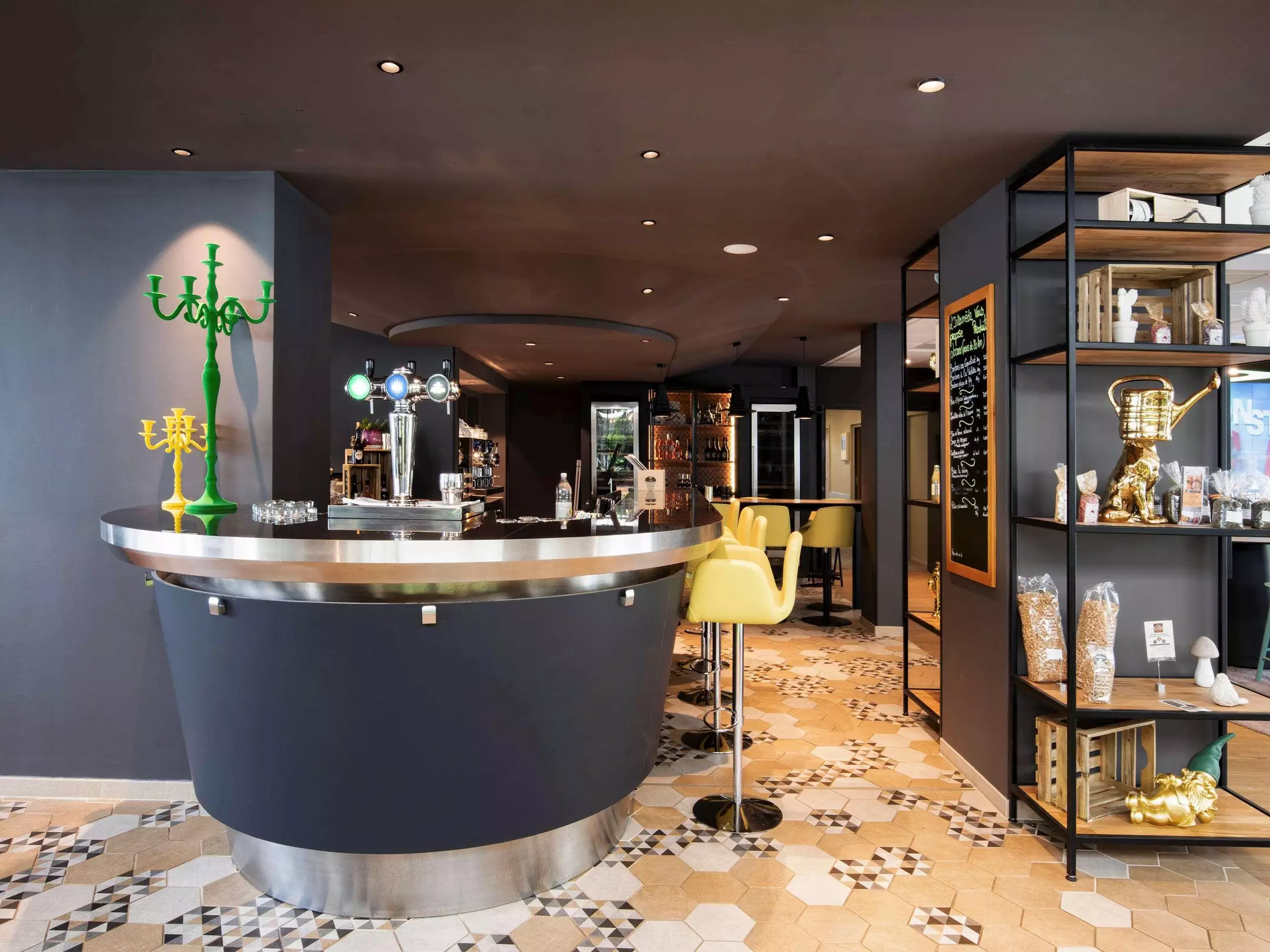 هتل Novotel Évry Courcouronnes Évry