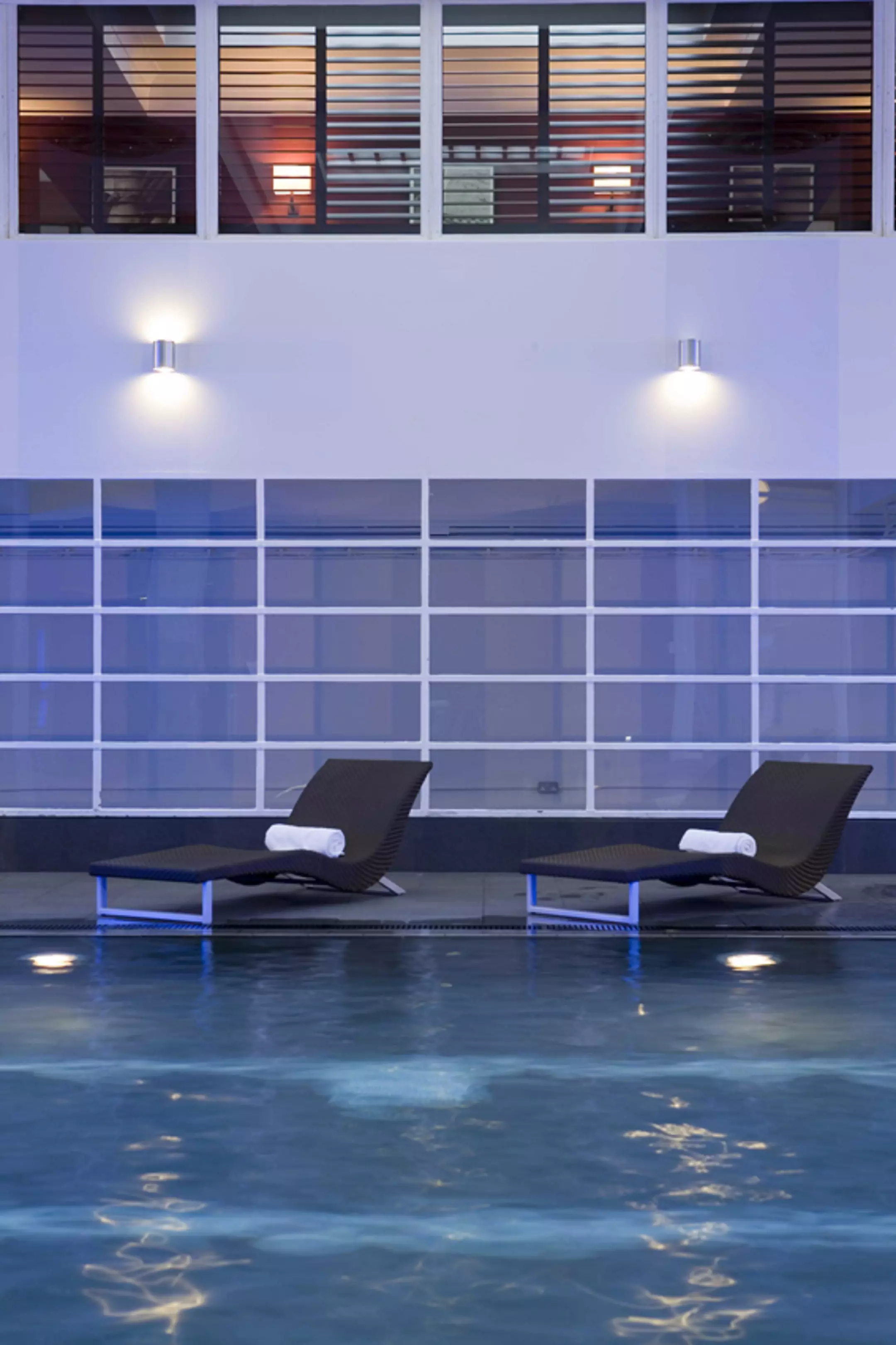 هتل Dolphin House Serviced Apartments لندن