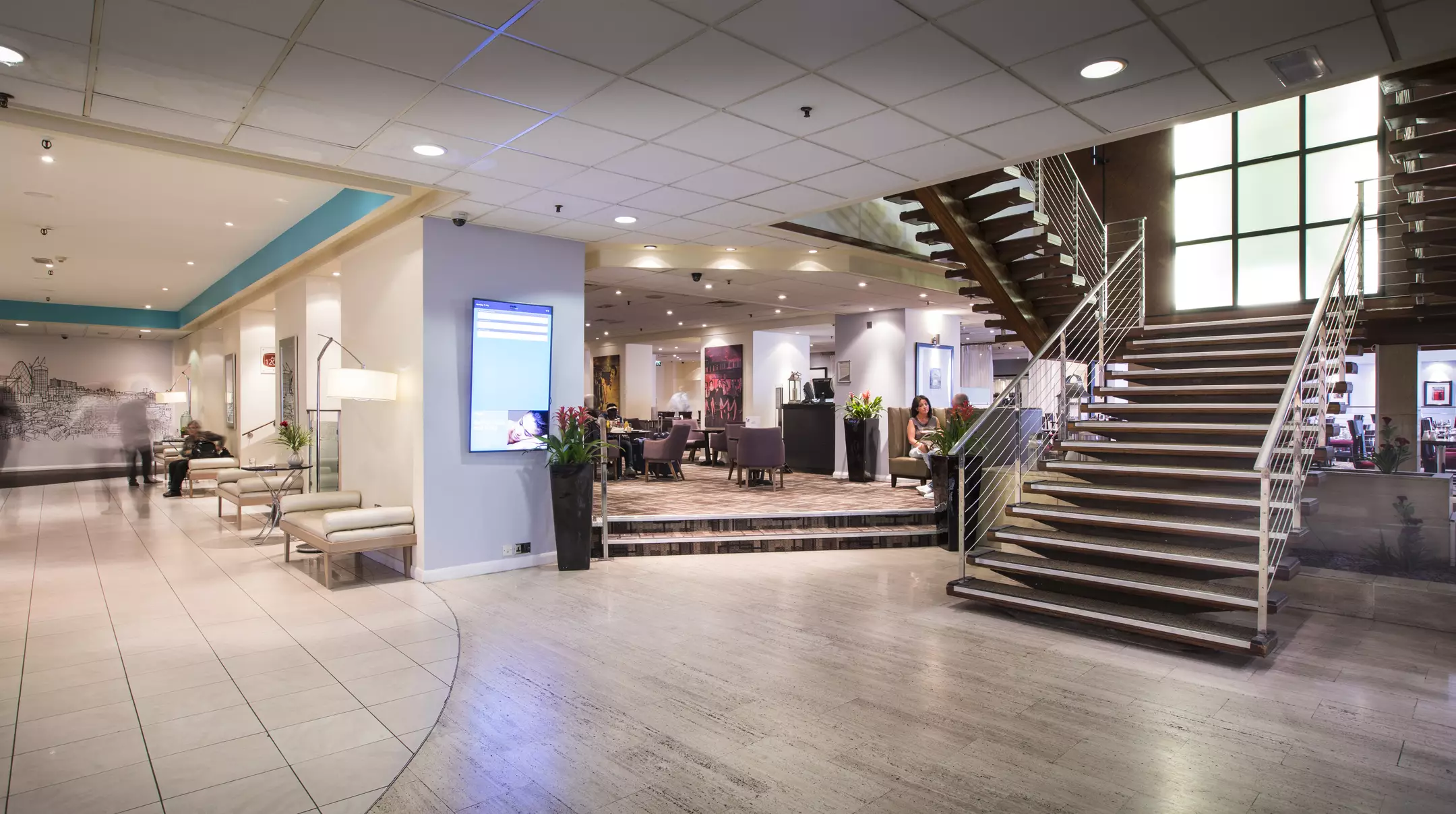 هتل Thistle City Barbican لندن