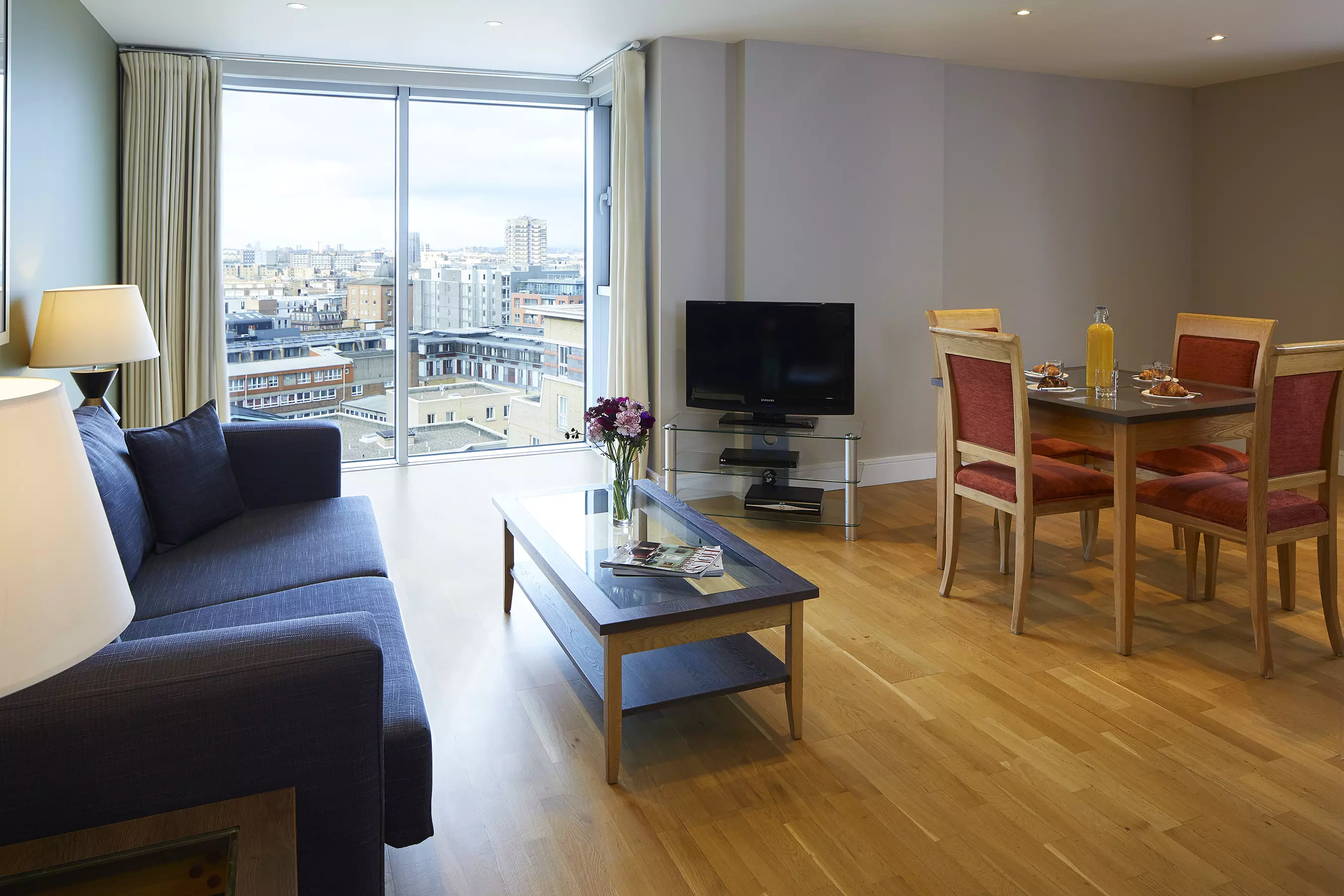 Alibaba https://cdn.alibaba.ir/ostorage/hotel-accommodation-images/69f0ce63eb1ae654aaa3d537_London-Marlin-Aldgate-Tower-Bridge-1.webp