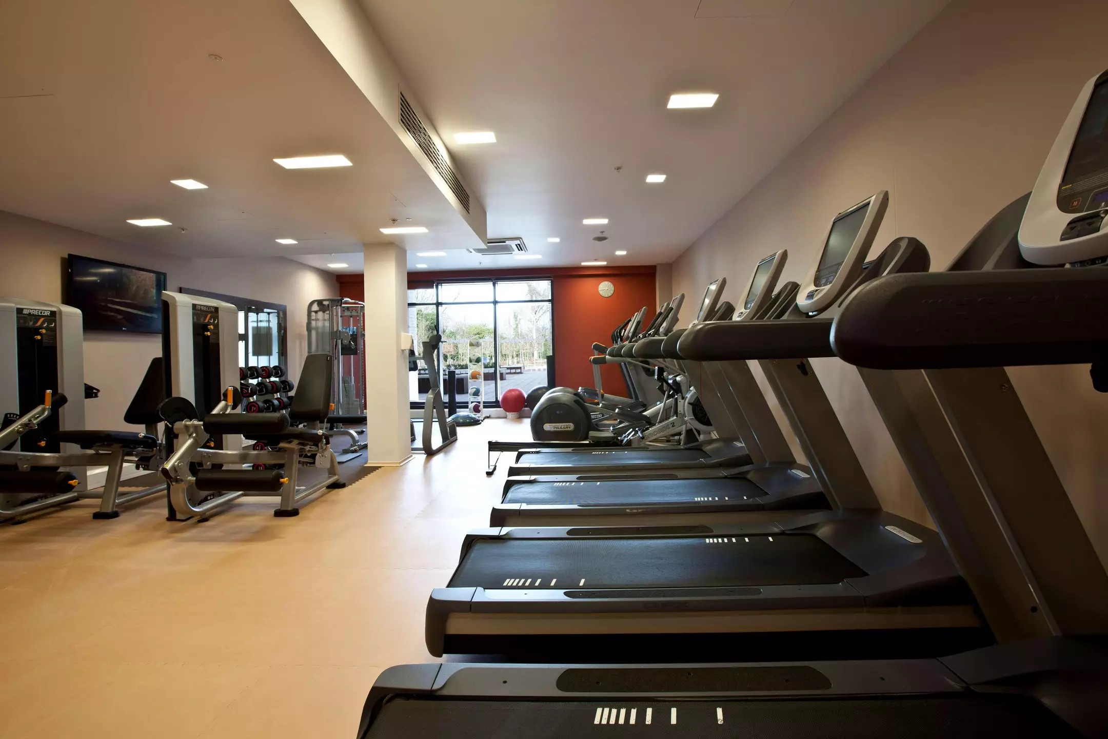 هتل Hilton London Heathrow Airport Terminal 5 Colnbrook