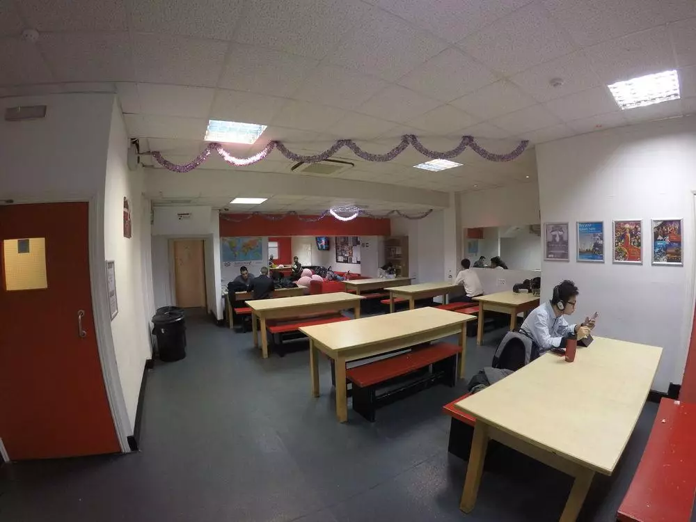 Alibaba https://cdn.alibaba.ir/ostorage/hotel-accommodation-images/69f14314eb1ae654aaa41ac1_London-Smart-Russell-Square-1.webp