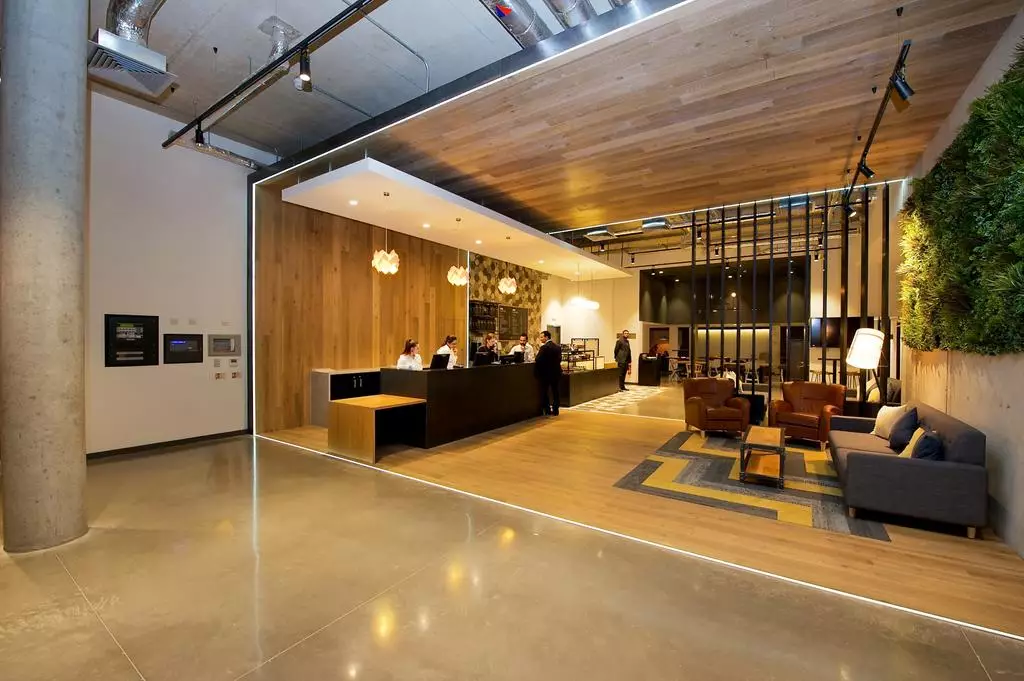 هتل Staycity Aparthotels London Heathrow Hayes