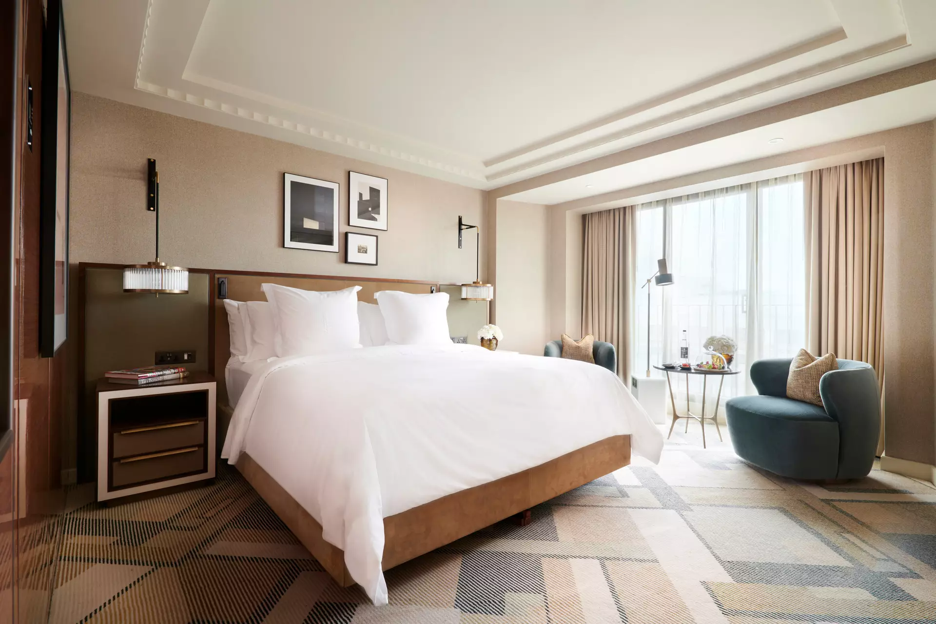 هتل Four Seasons London at Park Lane لندن